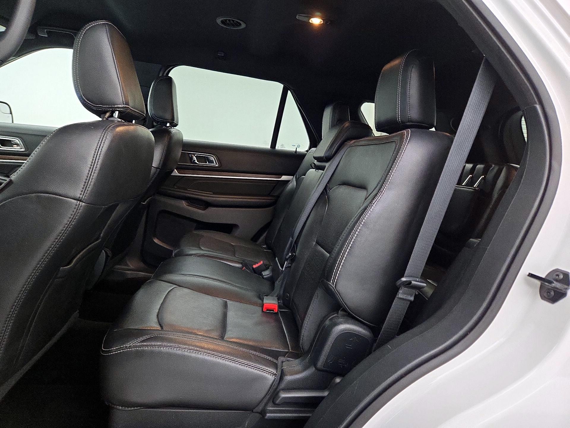 Thumbnail: 2018 Ford Explorer - 20