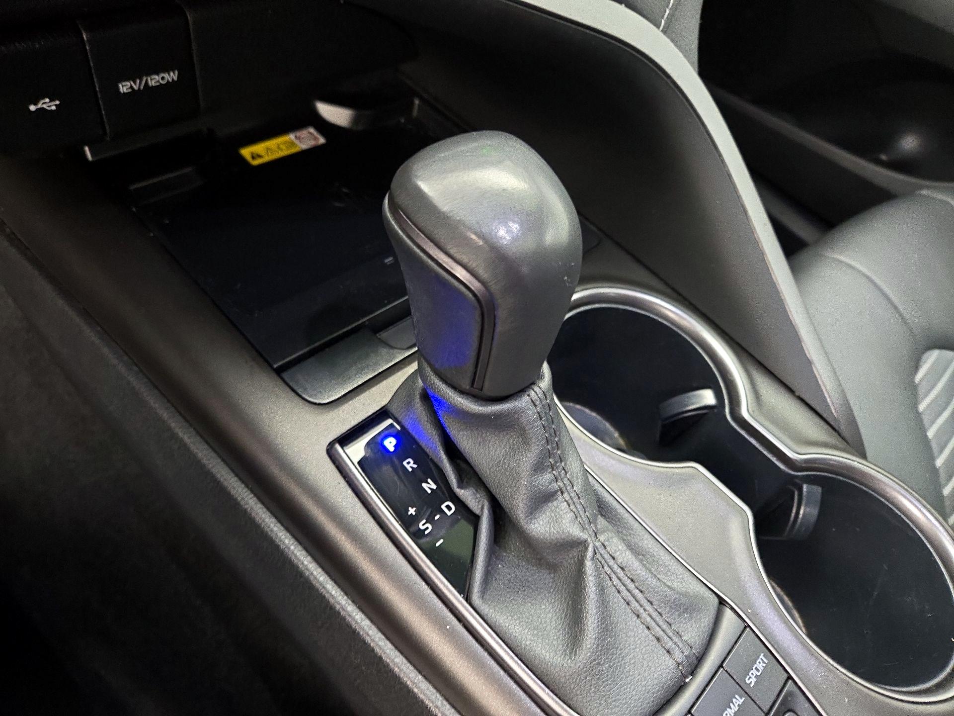 Thumbnail: 2024 Toyota Camry - 17