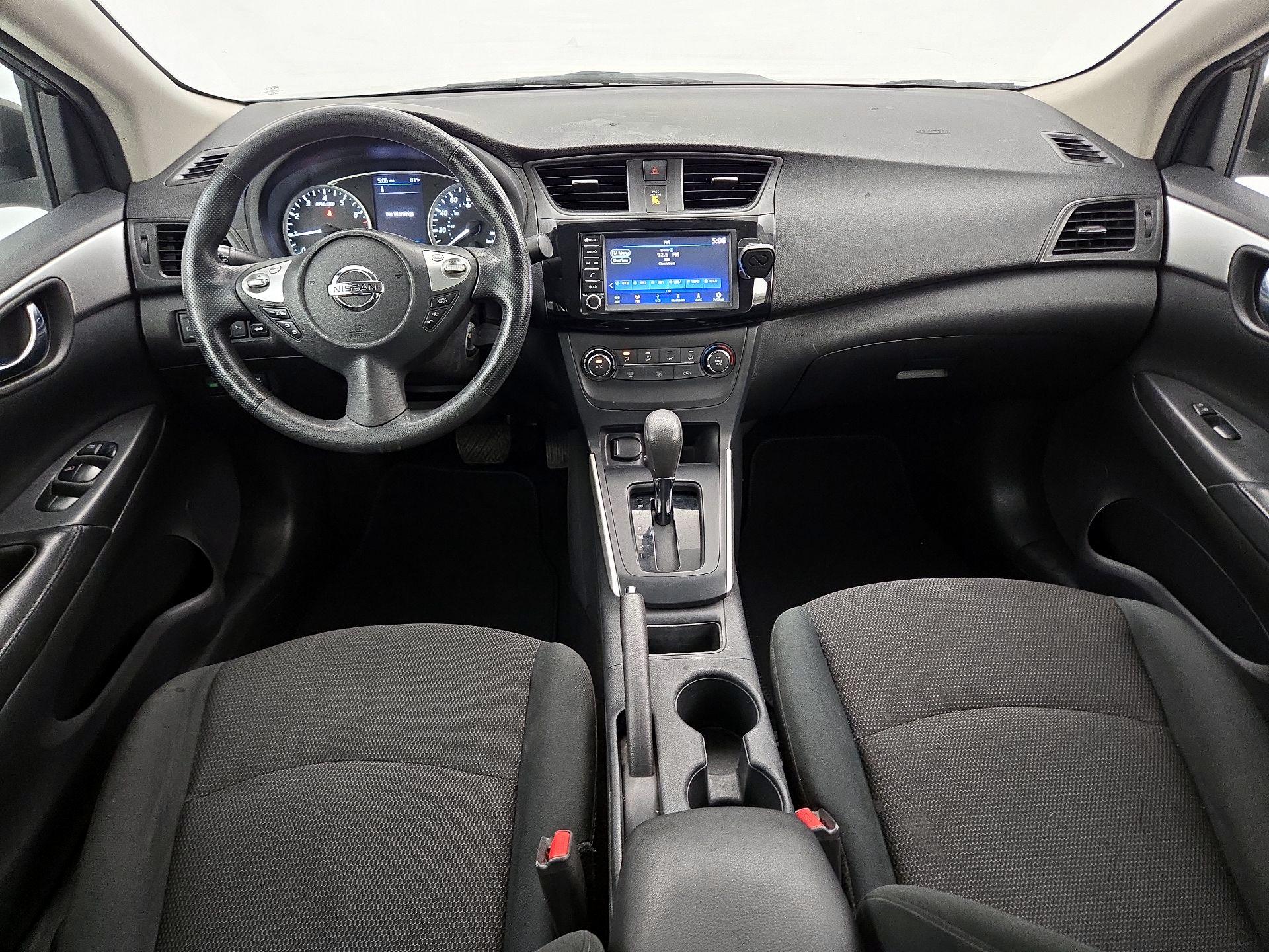 Thumbnail: 2019 Nissan Sentra - 9
