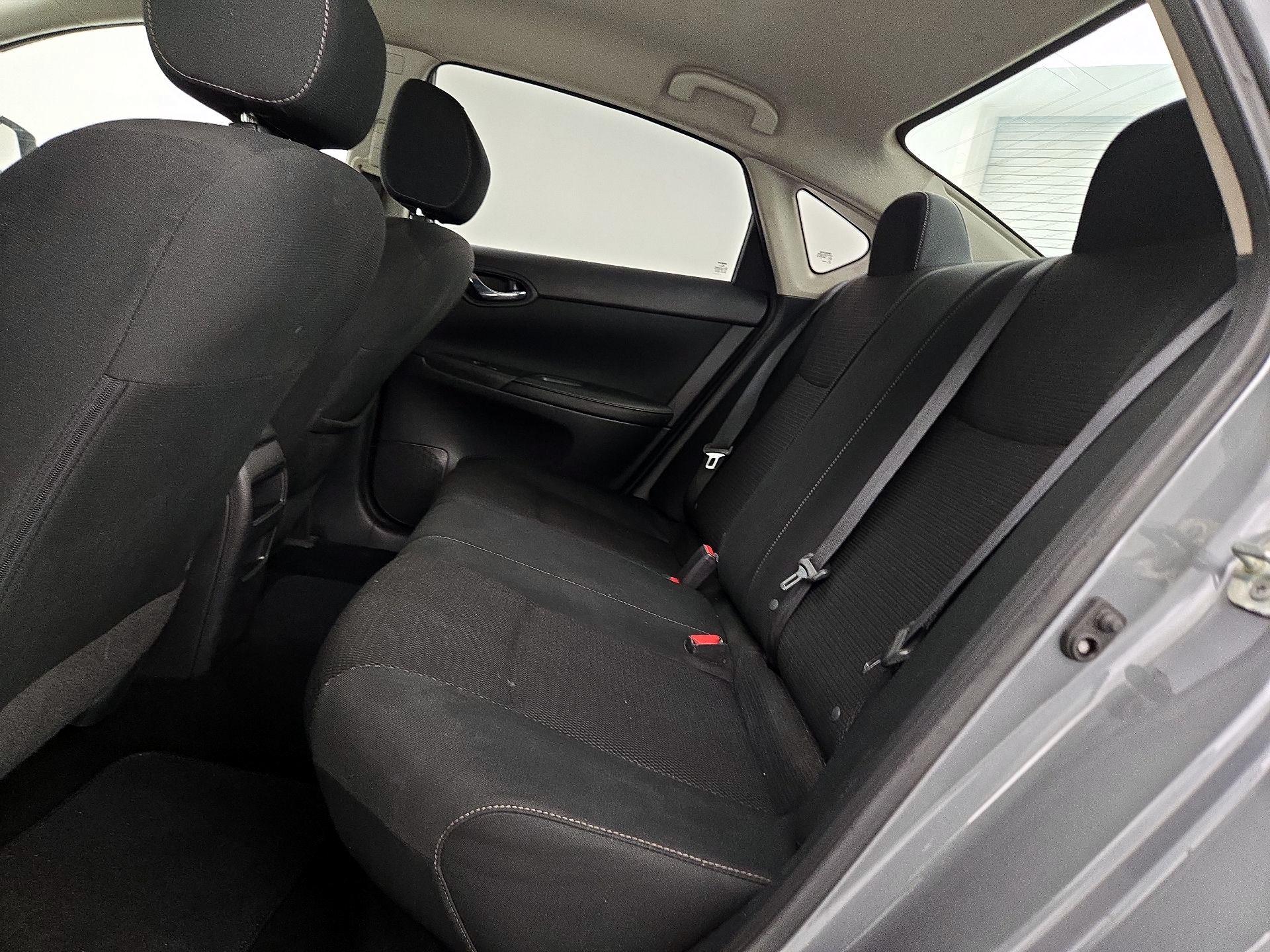 Thumbnail: 2019 Nissan Sentra - 19