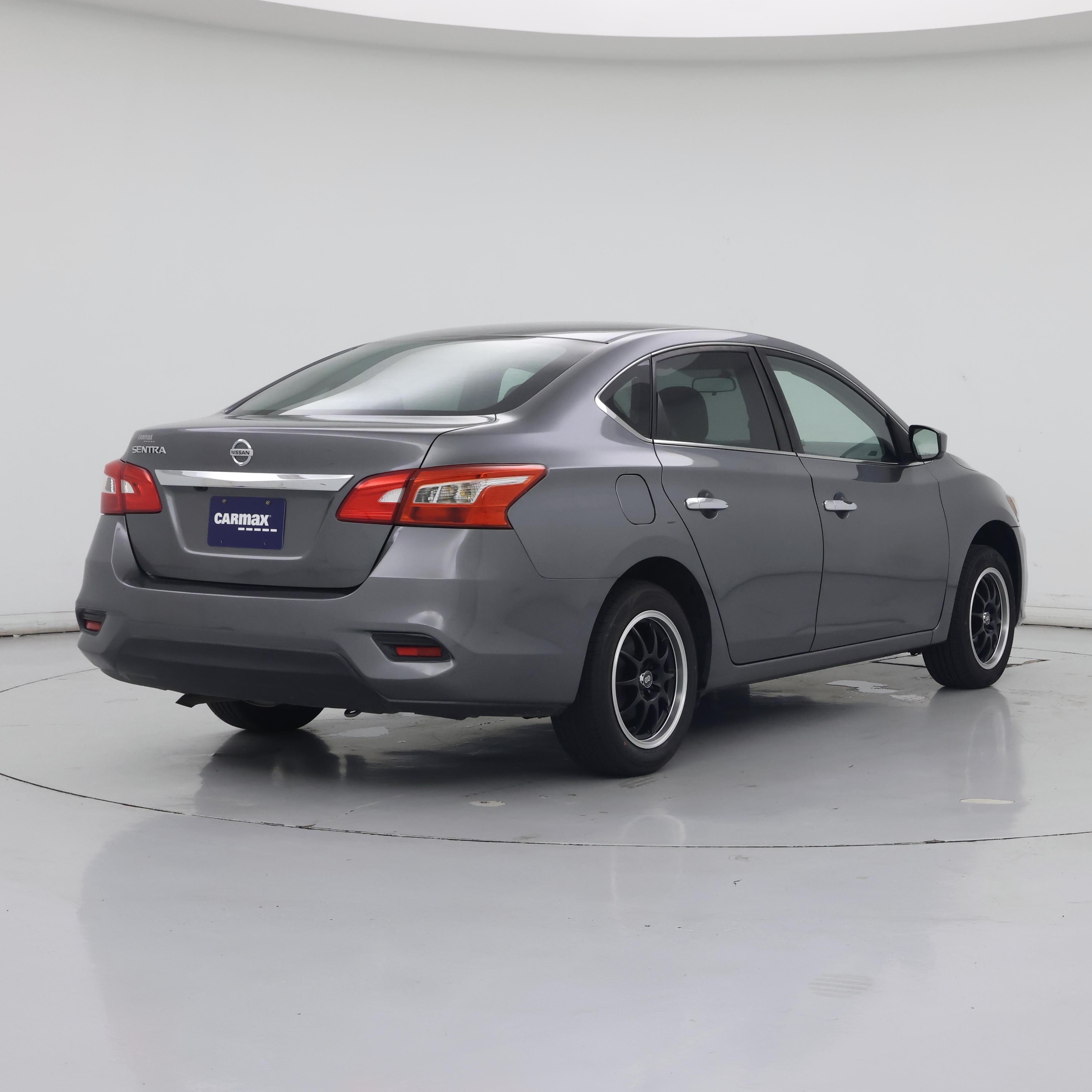 Thumbnail: 2019 Nissan Sentra - 8