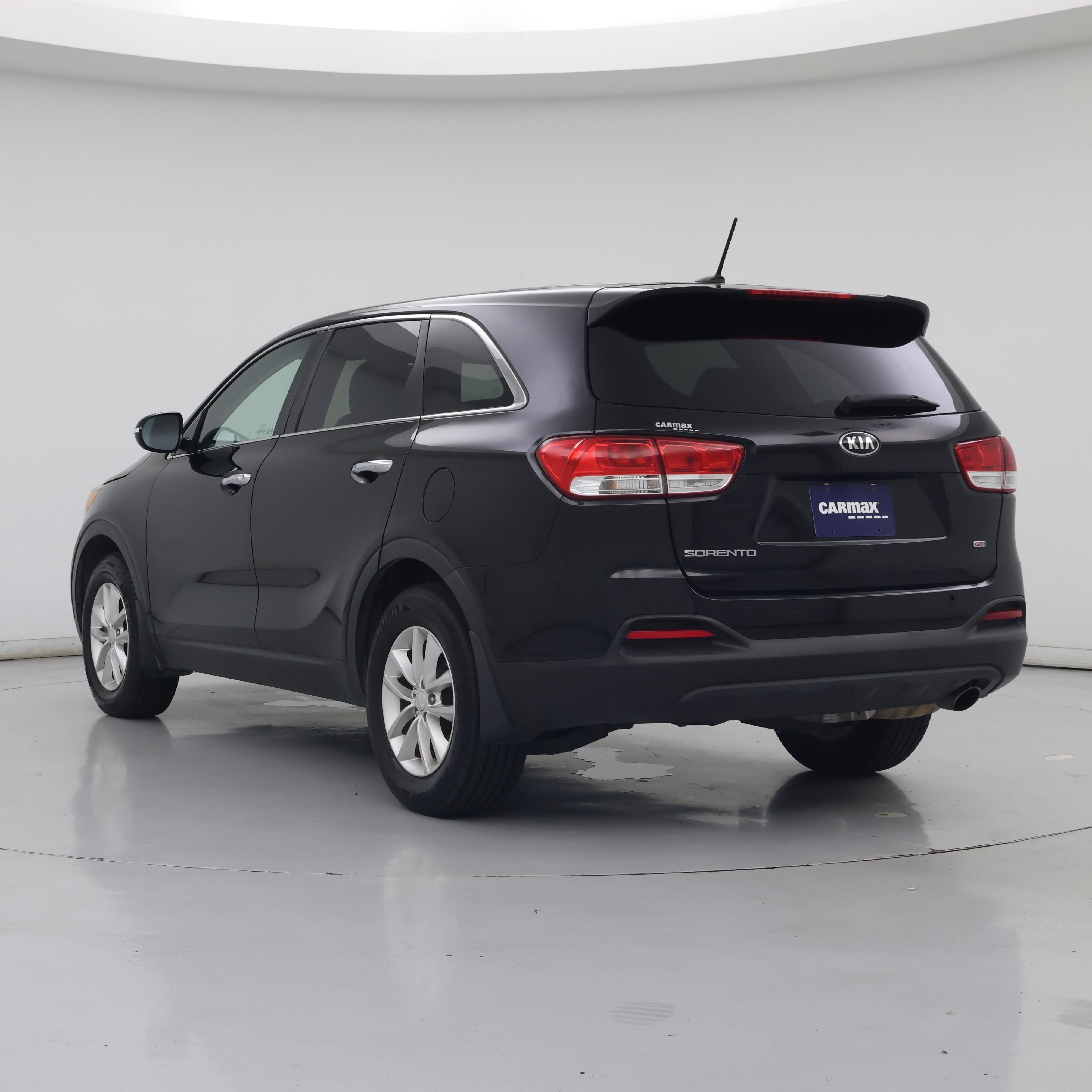 Thumbnail: 2017 Kia Sorento - 2