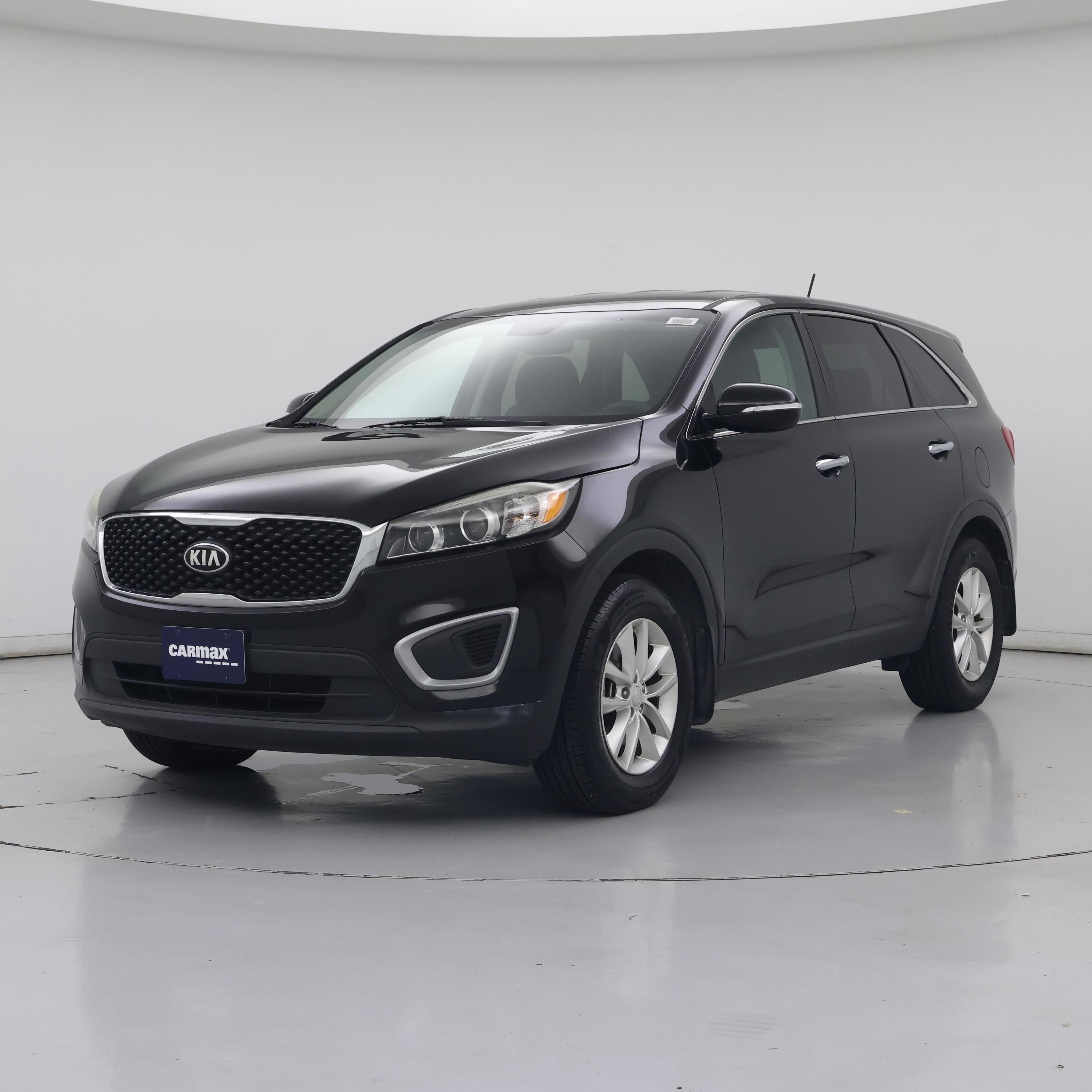 Thumbnail: 2017 Kia Sorento - 4
