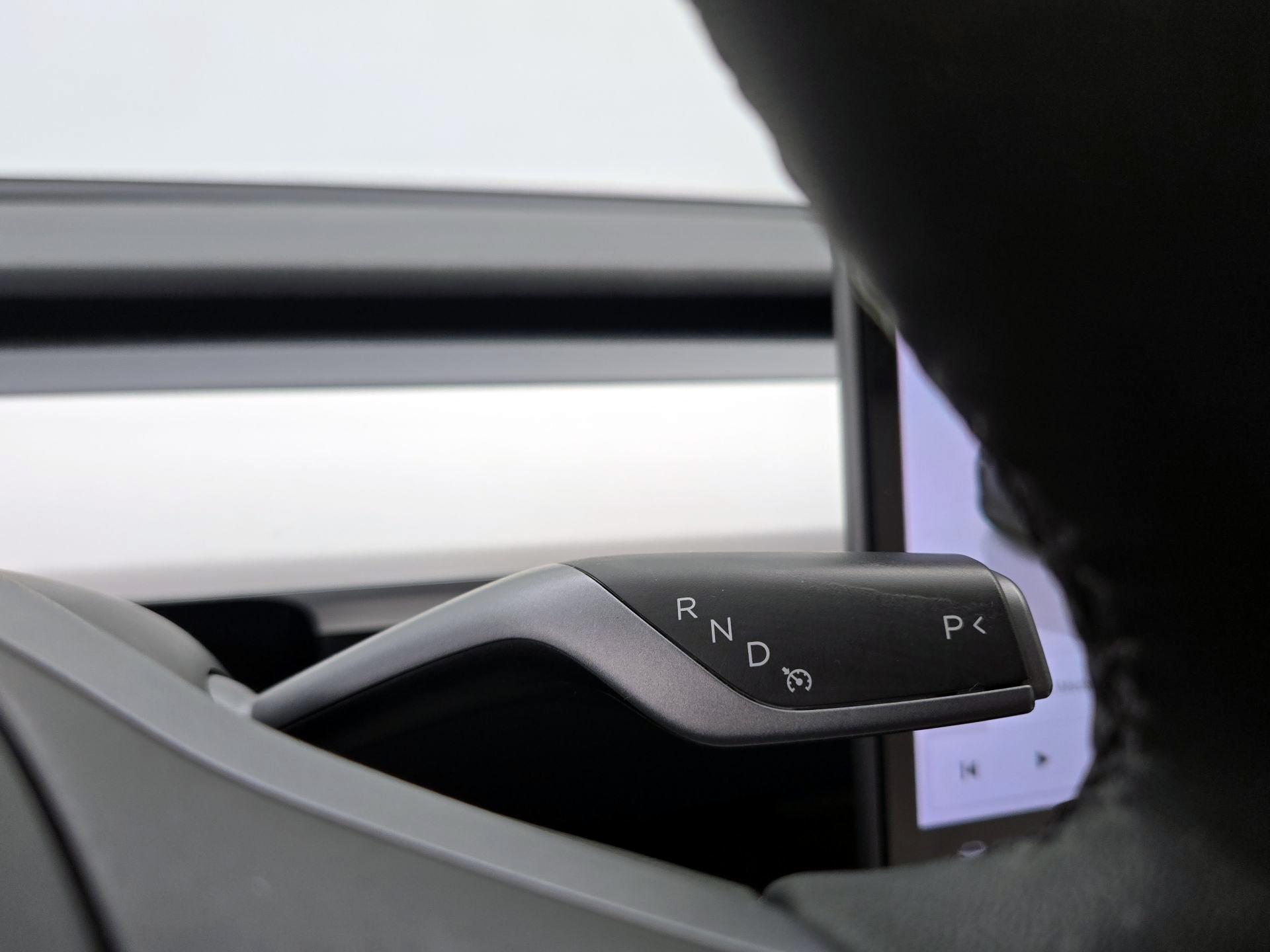 Thumbnail: 2023 Tesla Model 3 - 17