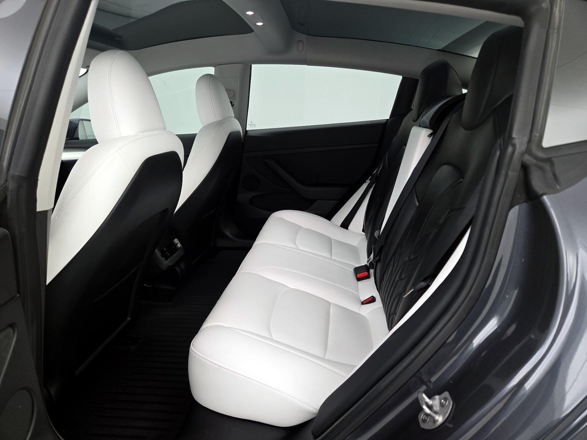 Thumbnail: 2023 Tesla Model 3 - 20