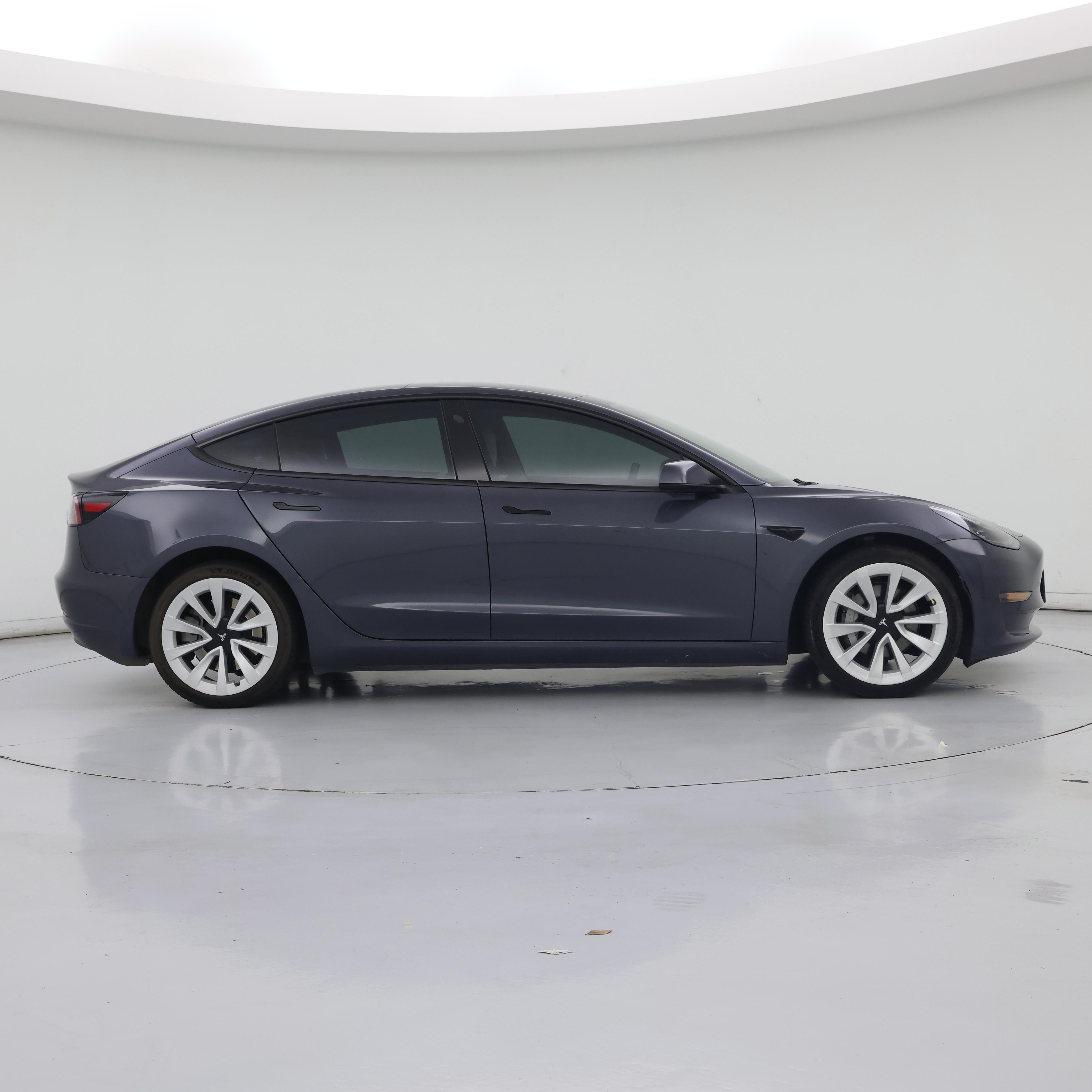 Thumbnail: 2023 Tesla Model 3 - 7