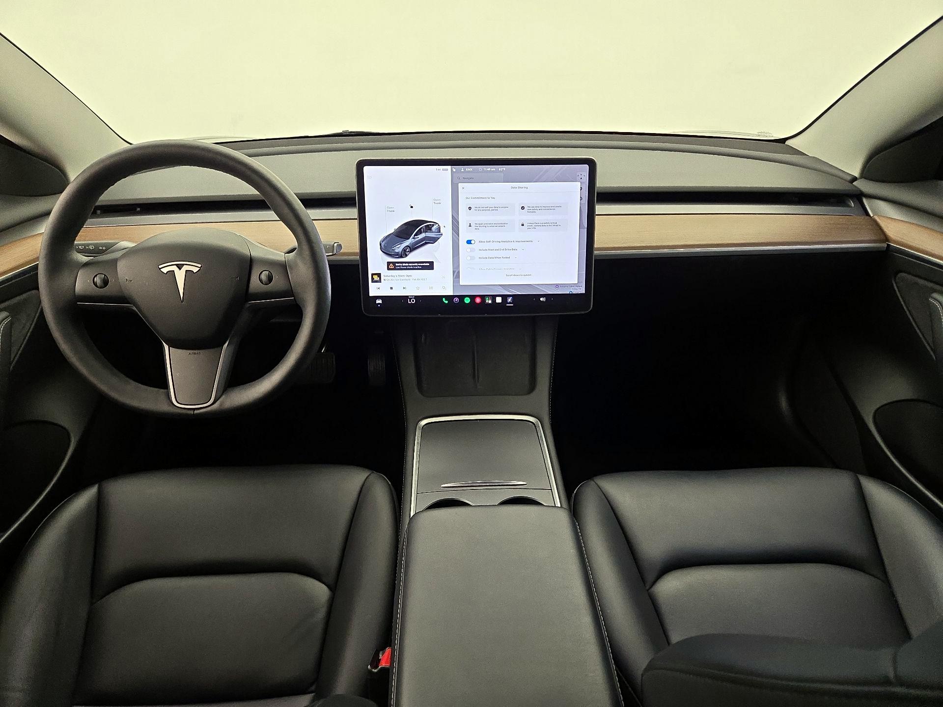 Thumbnail: 2023 Tesla Model 3 - 9