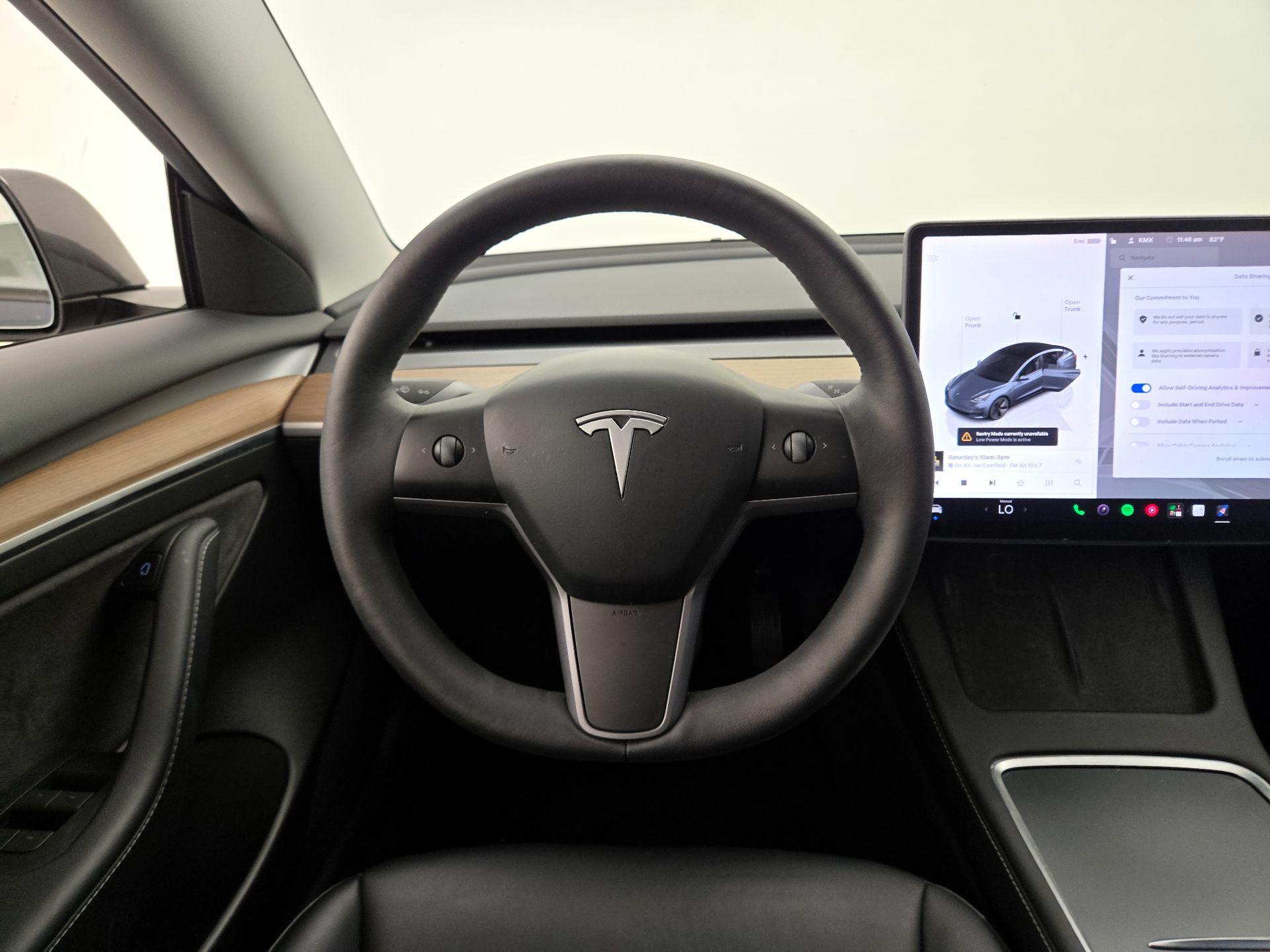Thumbnail: 2023 Tesla Model 3 - 10