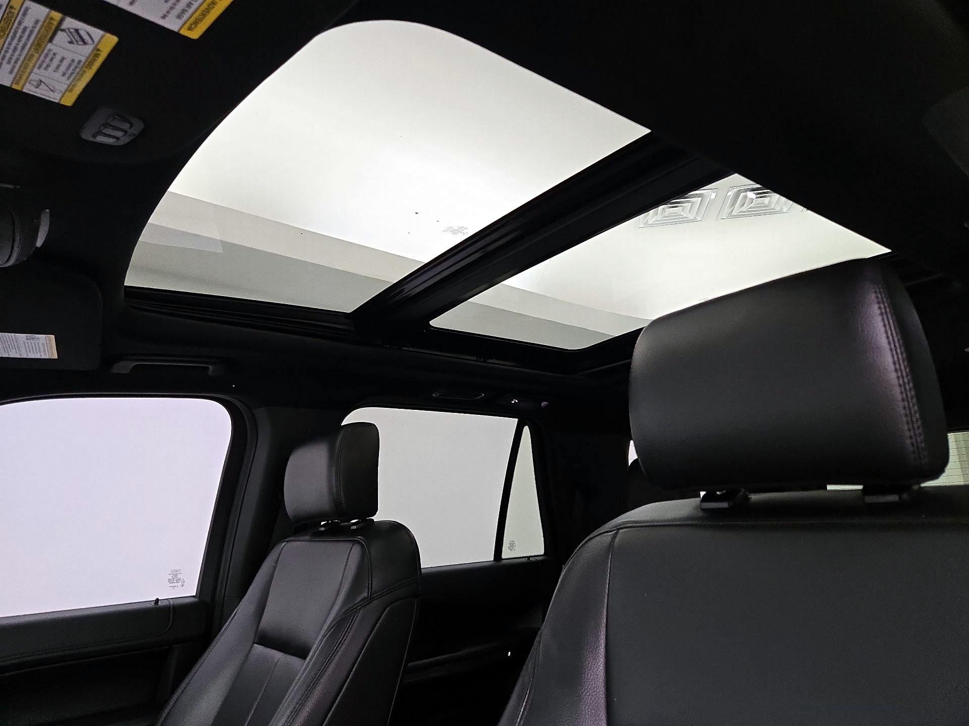 Thumbnail: 2020 Ford Expedition - 20