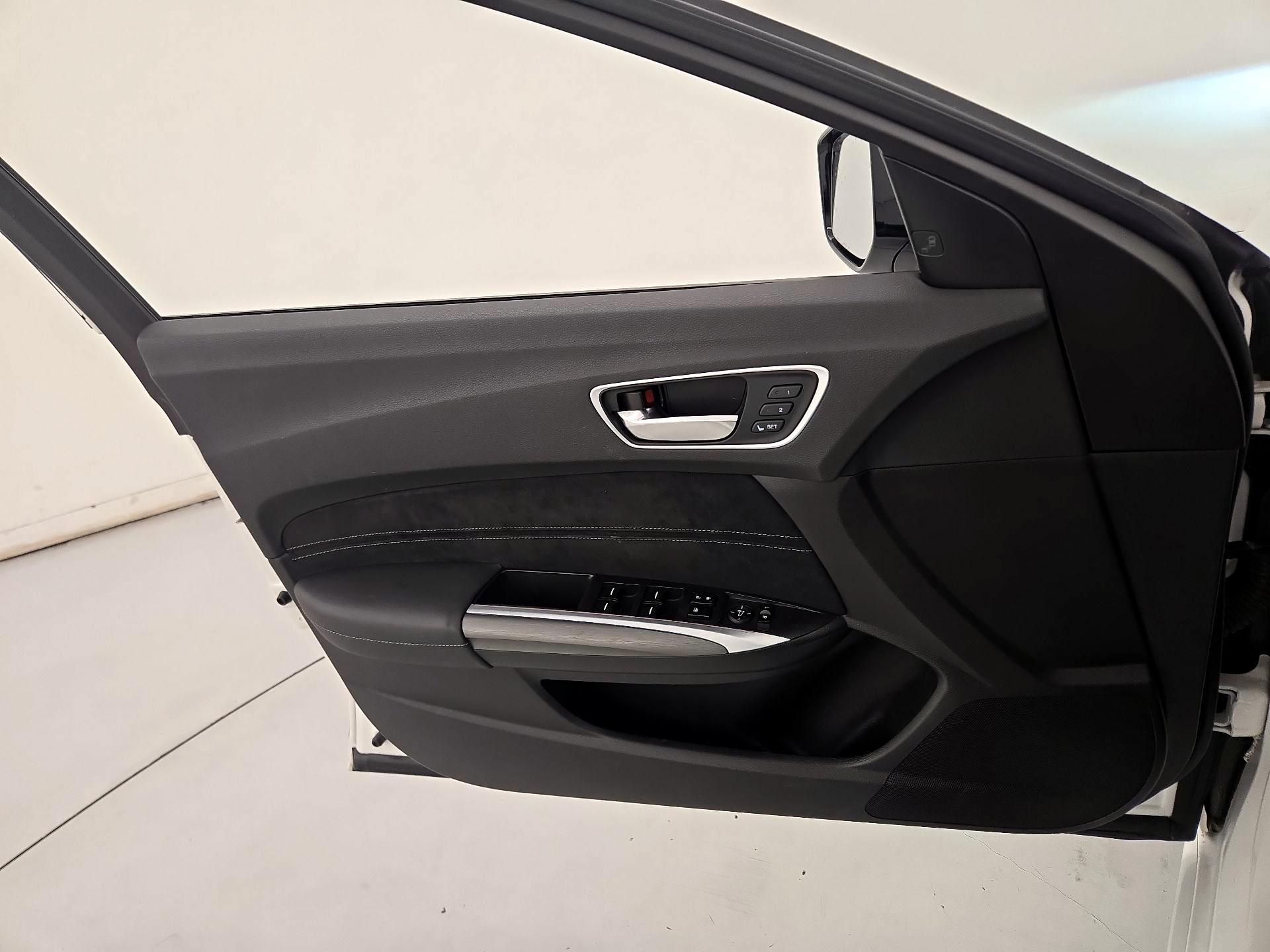 Thumbnail: 2020 Acura TLX - 12