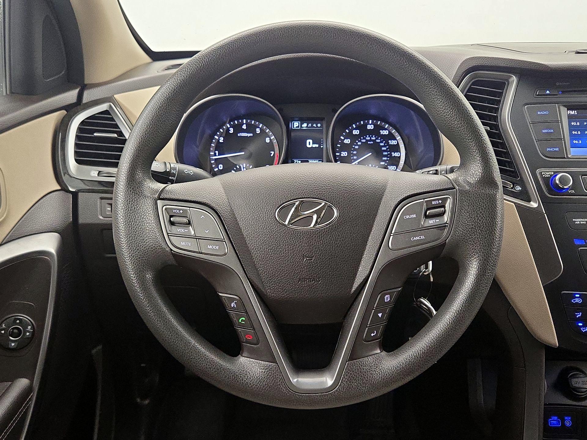 Thumbnail: 2018 Hyundai Santa Fe - 10