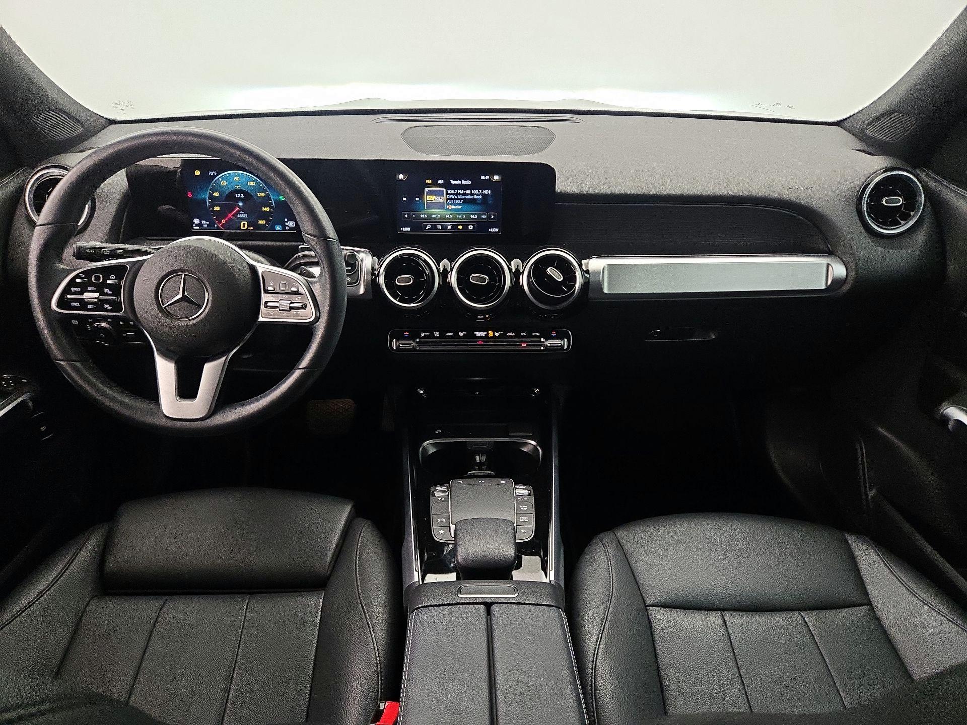Thumbnail: 2022 Mercedes-Benz GLB - 9