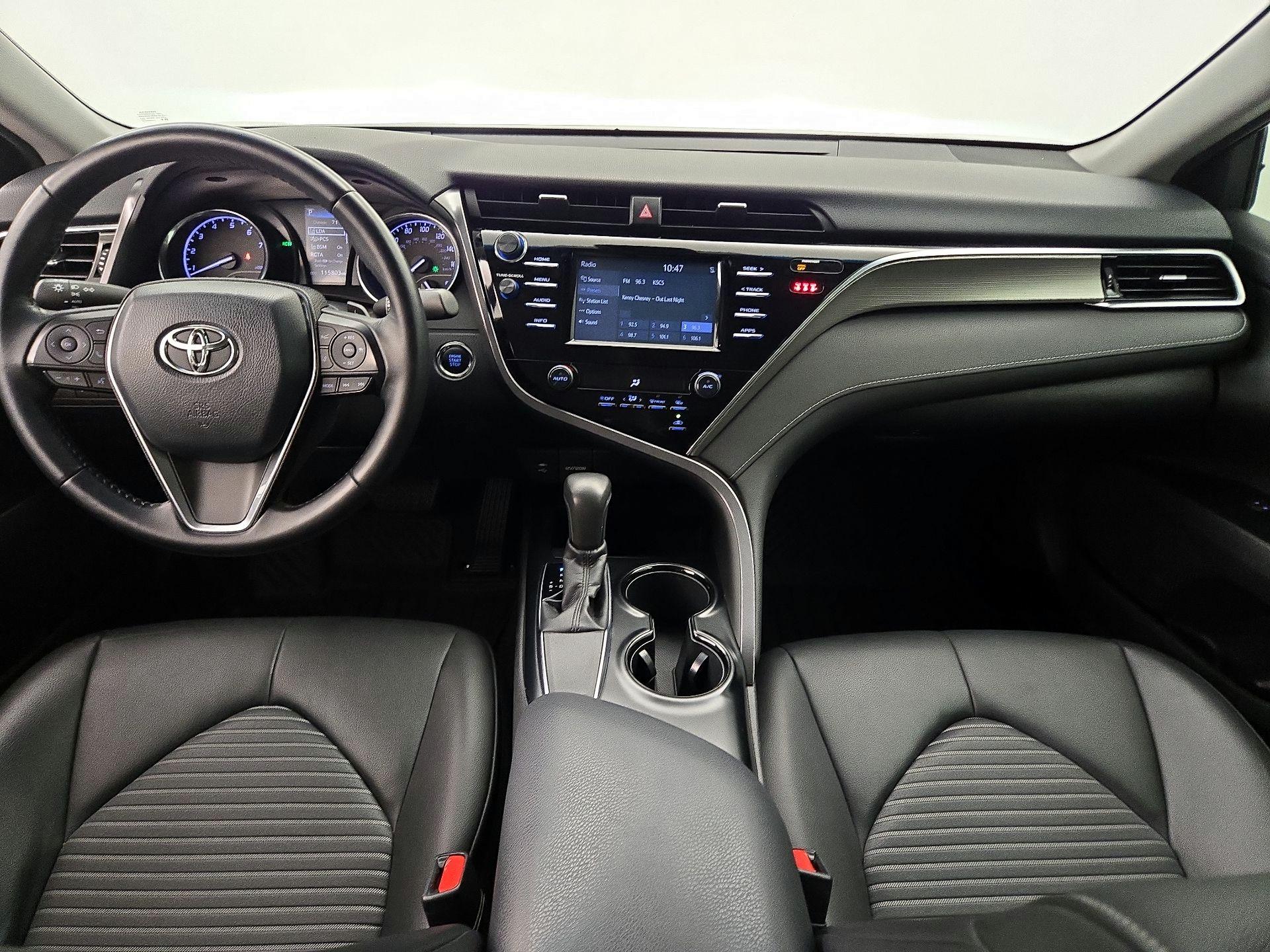 Thumbnail: 2018 Toyota Camry - 9