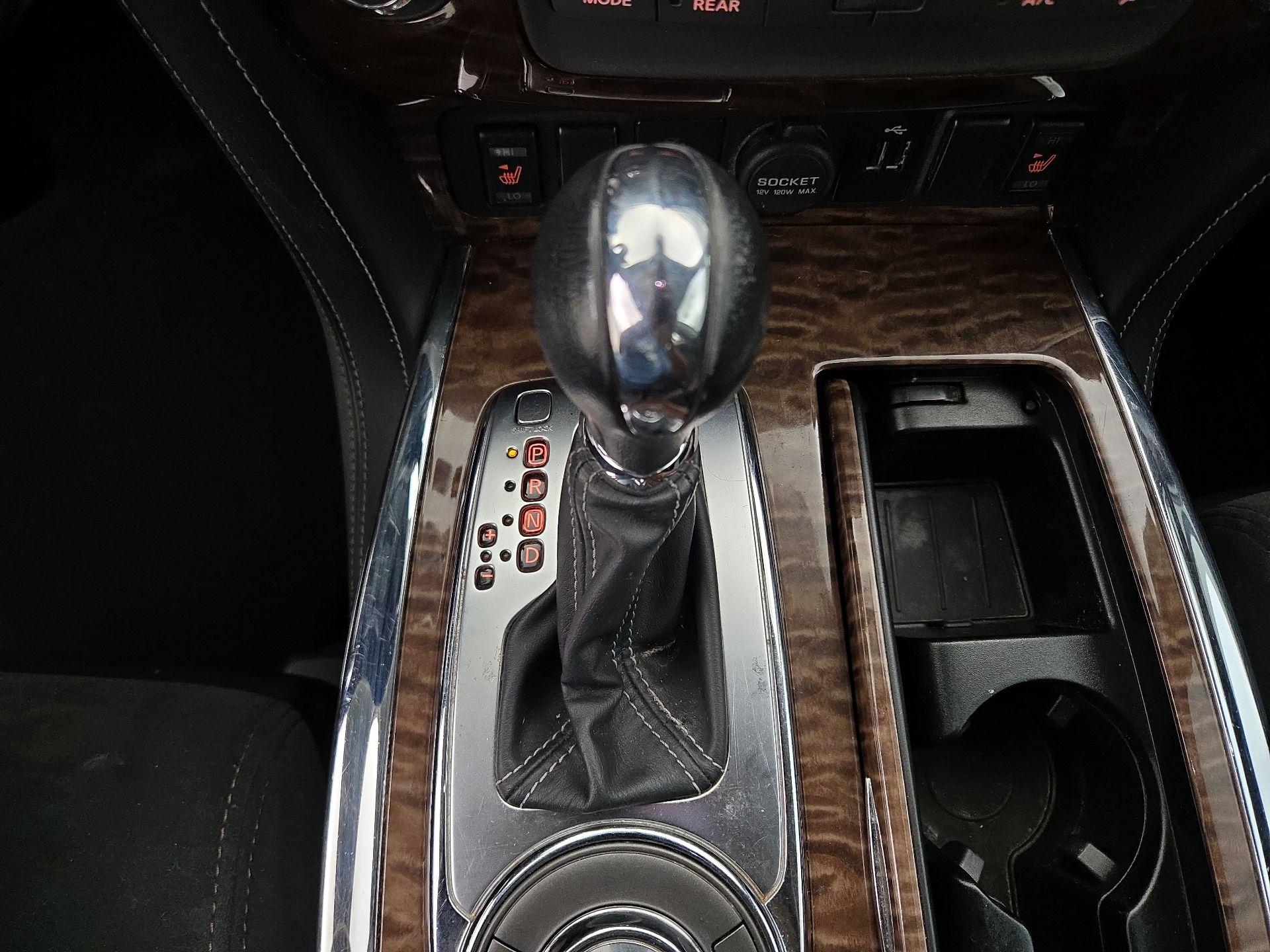 Thumbnail: 2020 Nissan Armada - 18