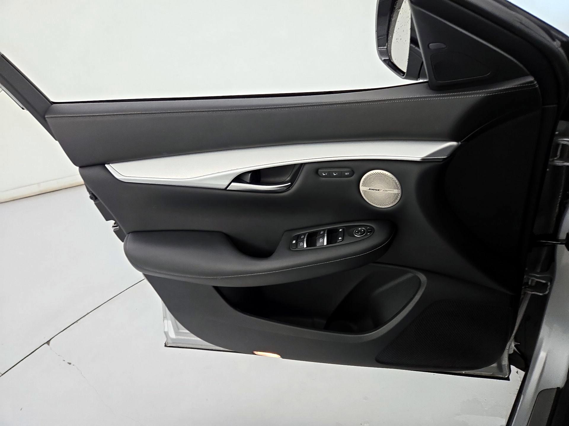 Thumbnail: 2021 INFINITI QX50 - 12