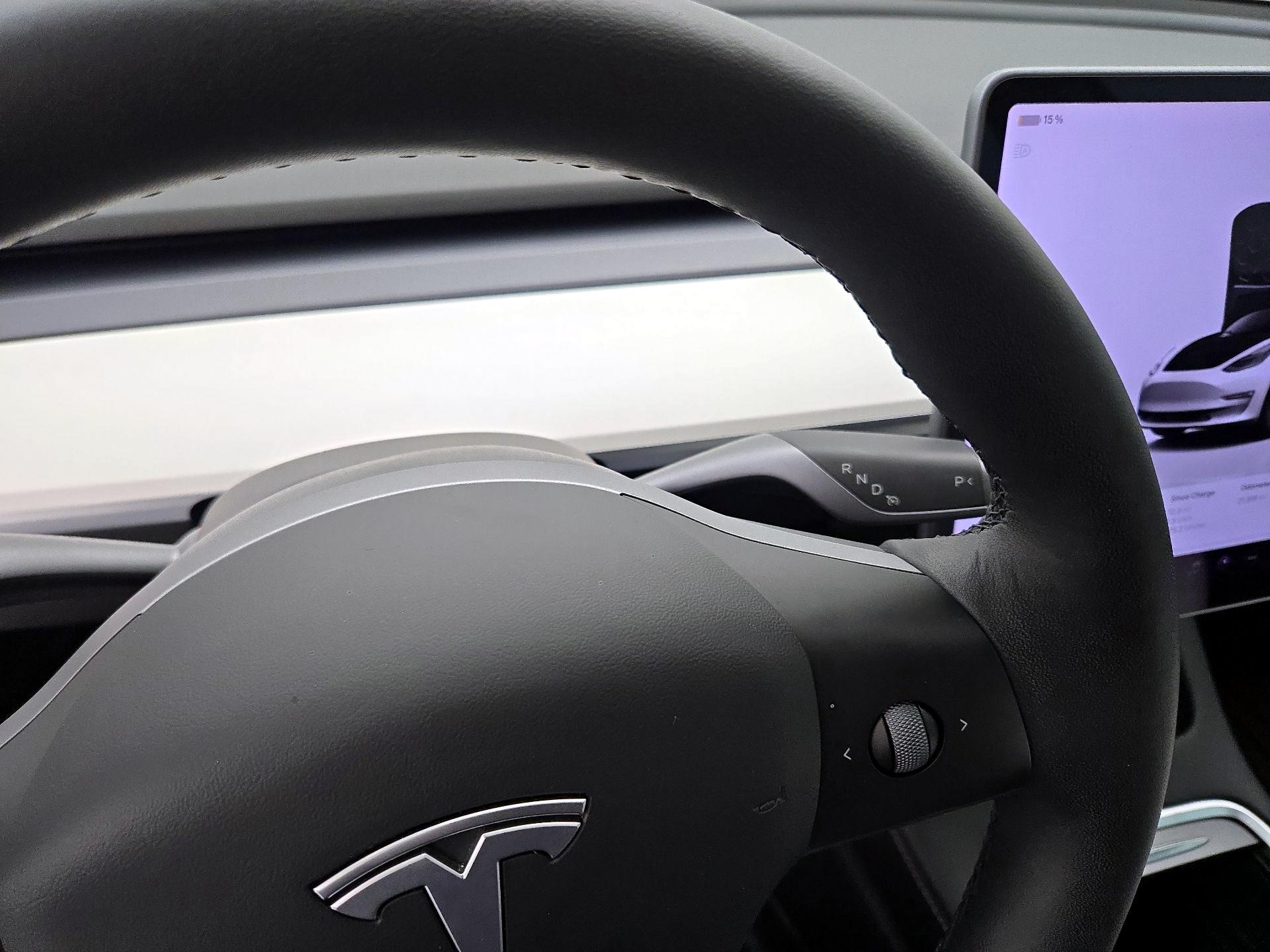 Thumbnail: 2022 Tesla Model 3 - 17