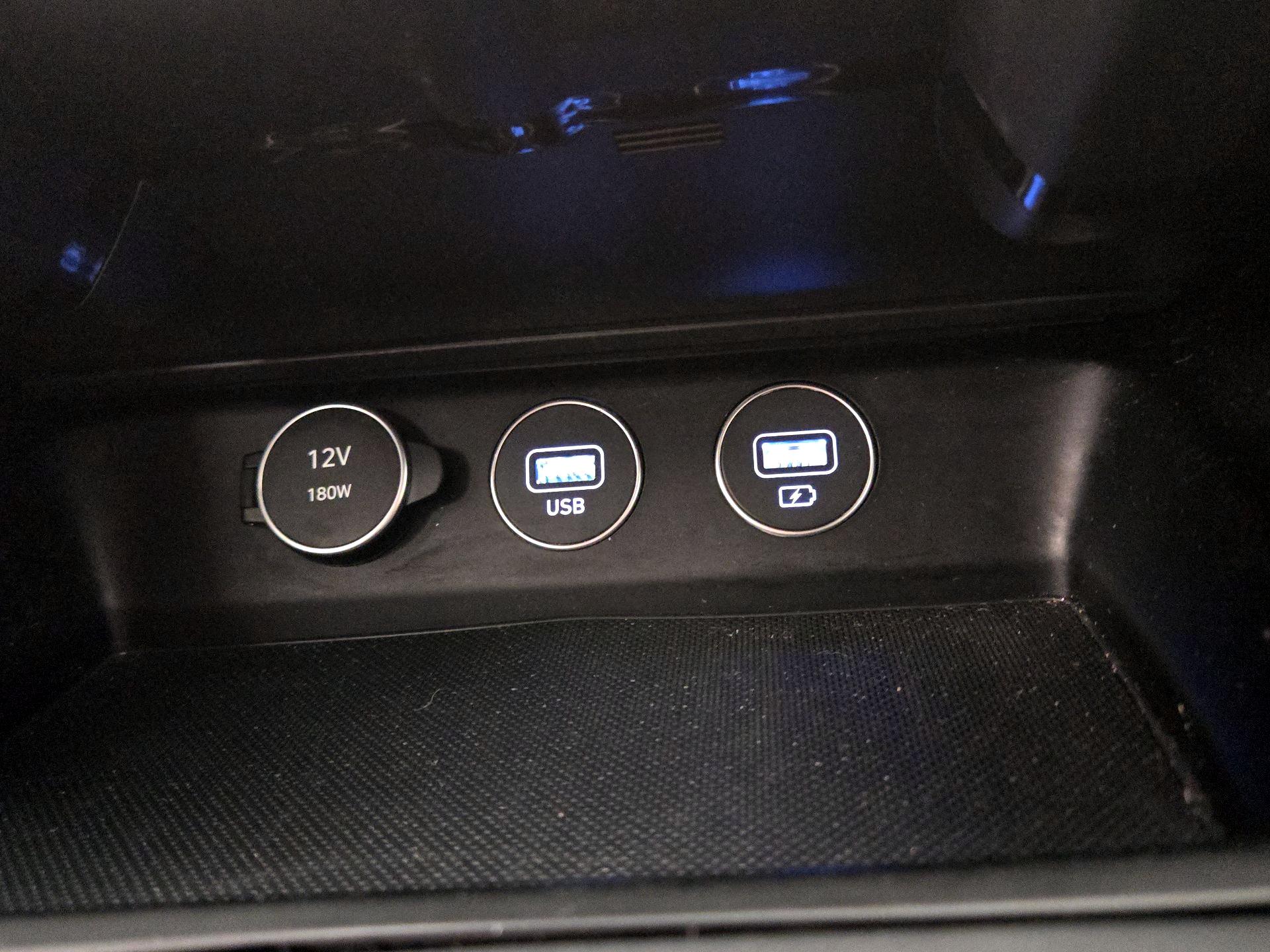 Thumbnail: 2023 Genesis G70 - 19