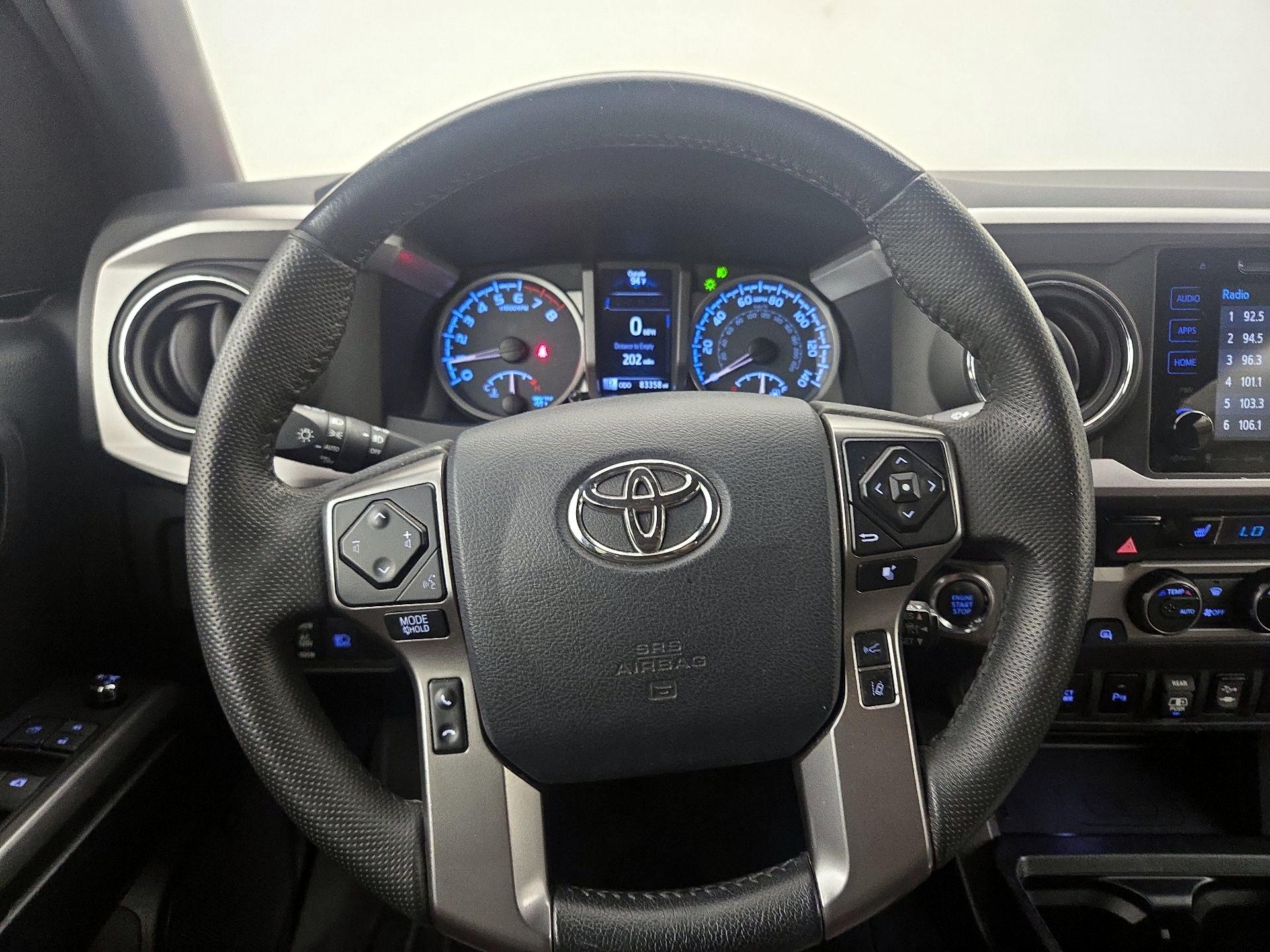 Thumbnail: 2018 Toyota Tacoma - 10