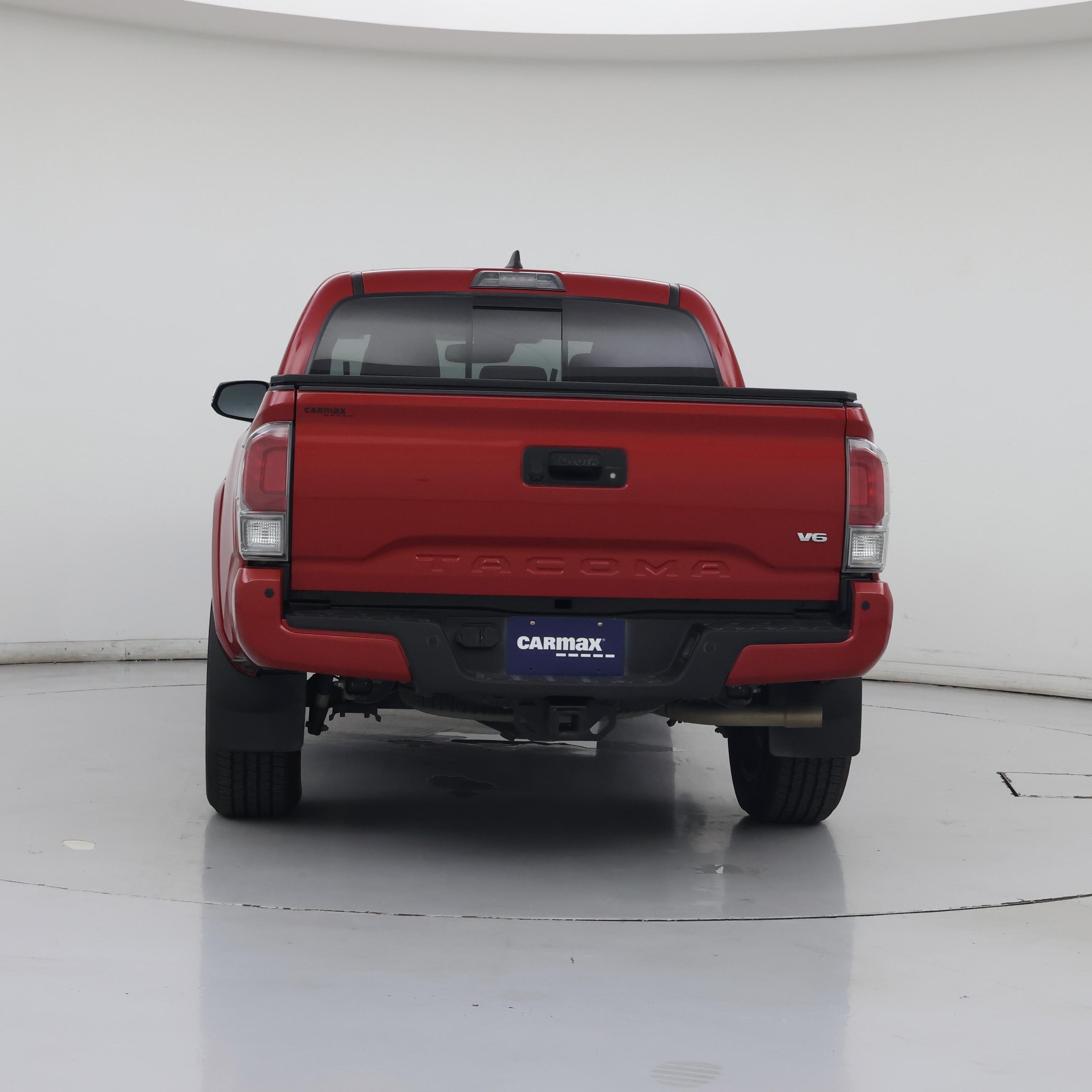 Thumbnail: 2018 Toyota Tacoma - 6
