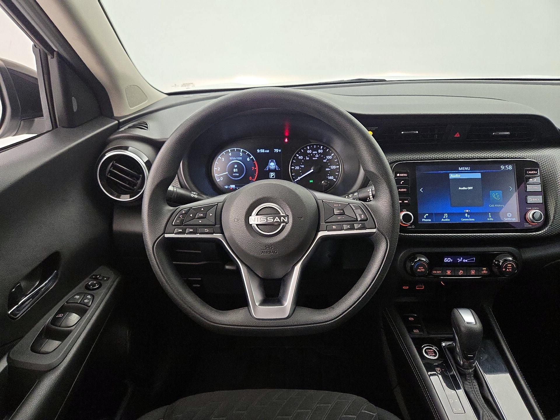 Thumbnail: 2022 Nissan Kicks - 10