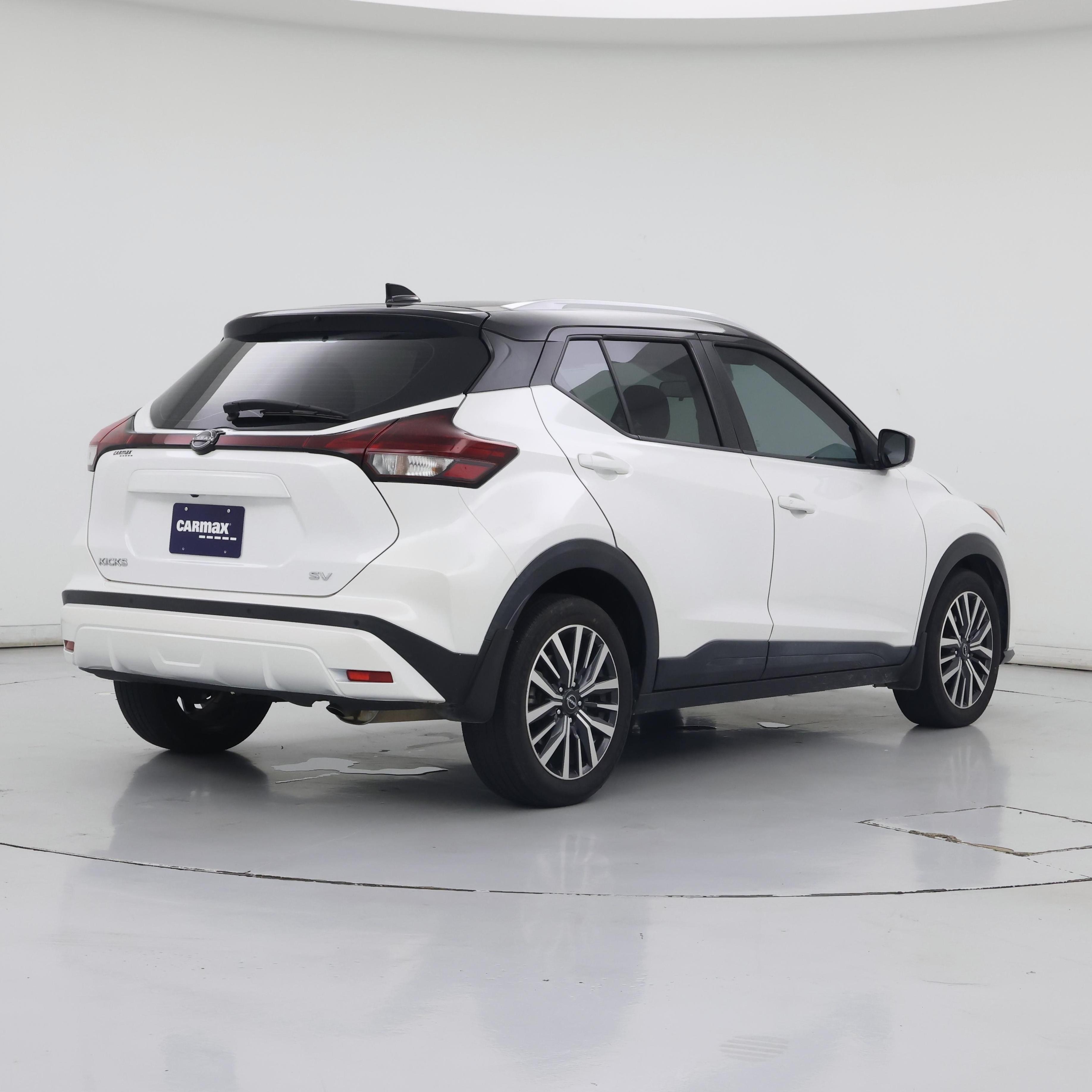 Thumbnail: 2022 Nissan Kicks - 8