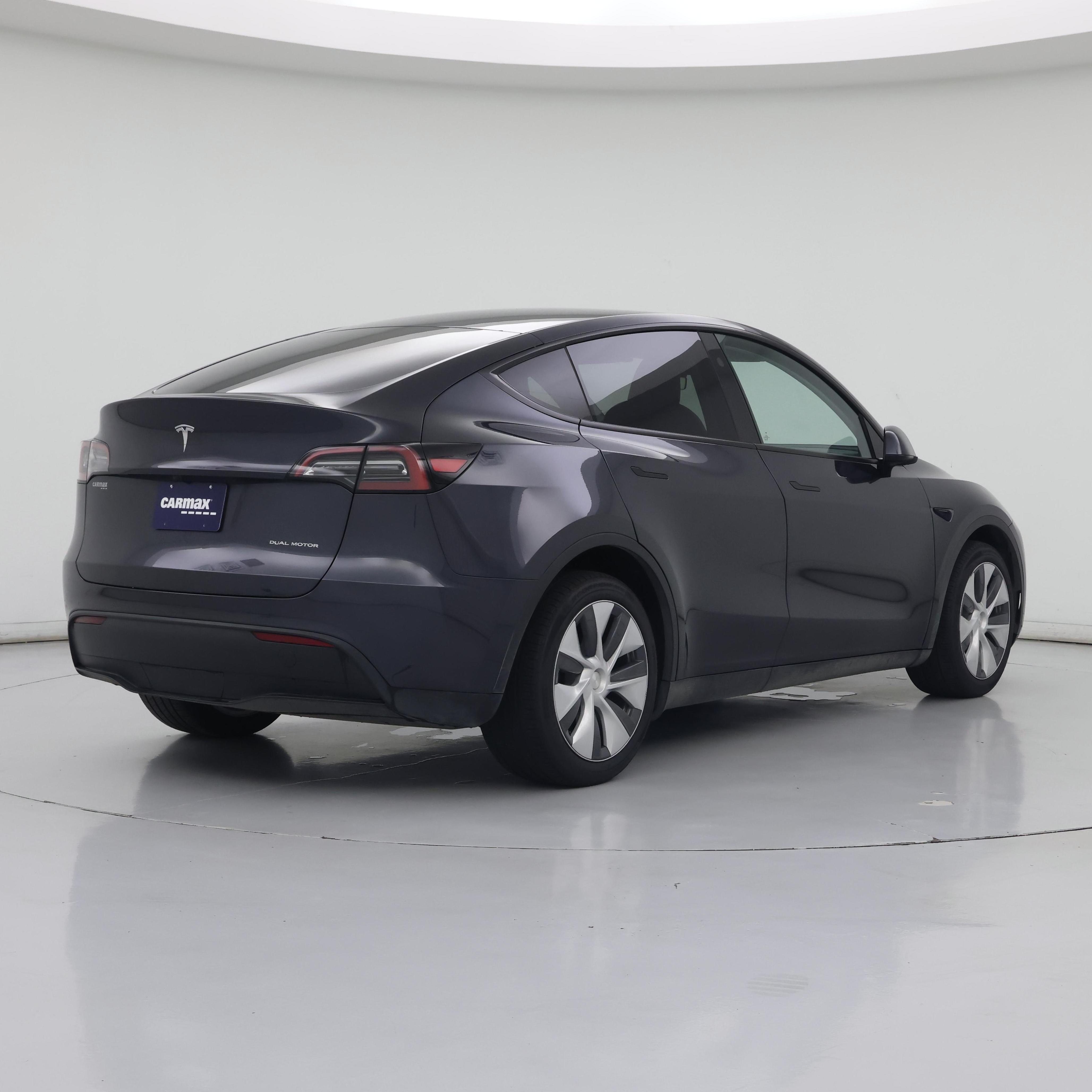 Thumbnail: 2024 Tesla Model Y - 8