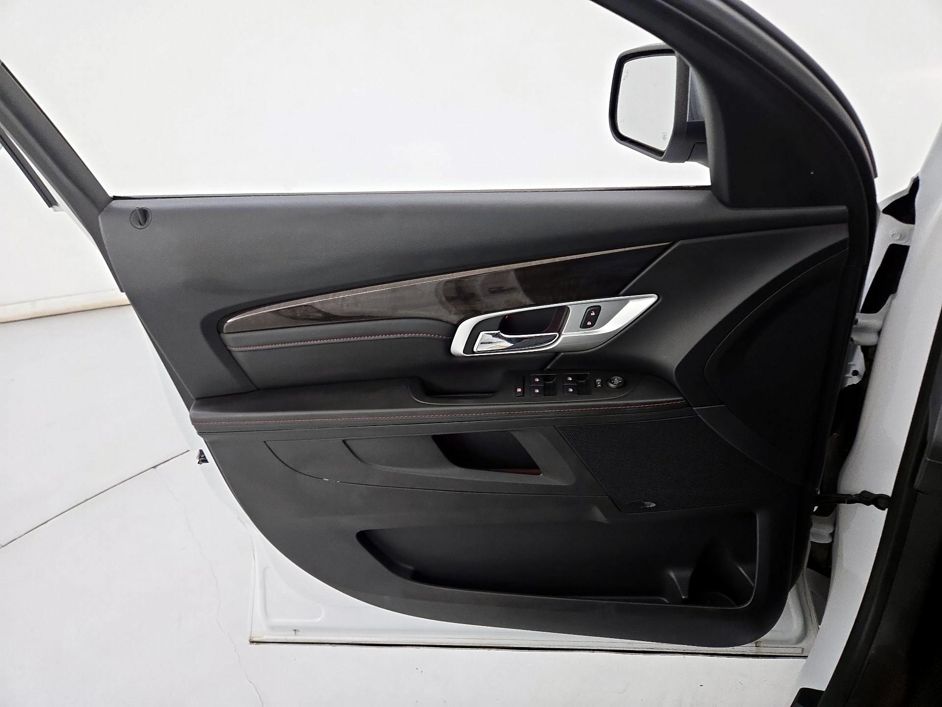 Thumbnail: 2014 GMC Terrain - 12