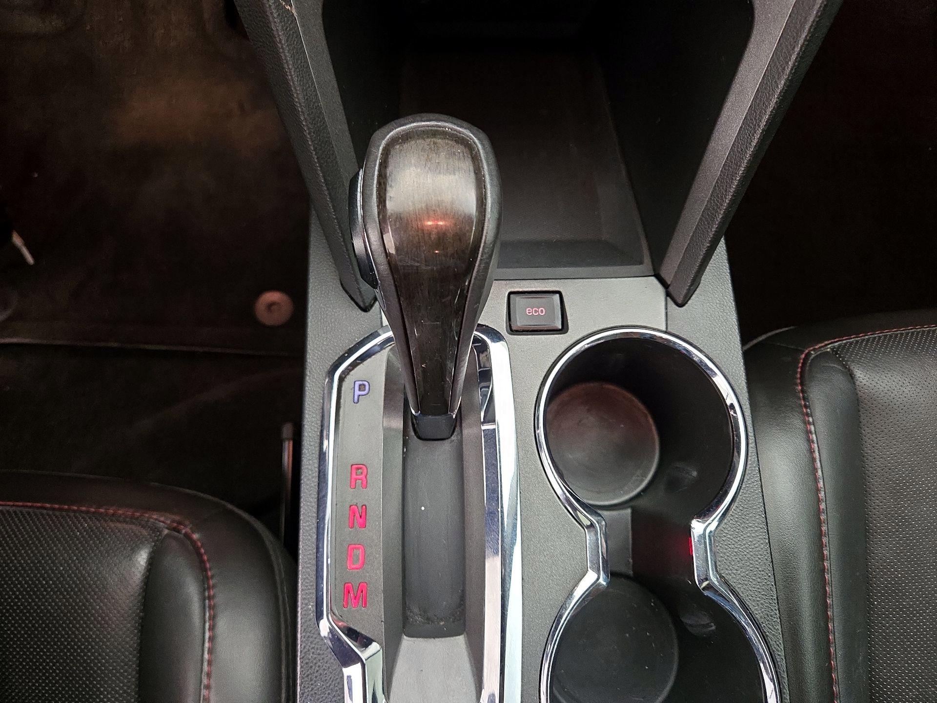 Thumbnail: 2014 GMC Terrain - 17