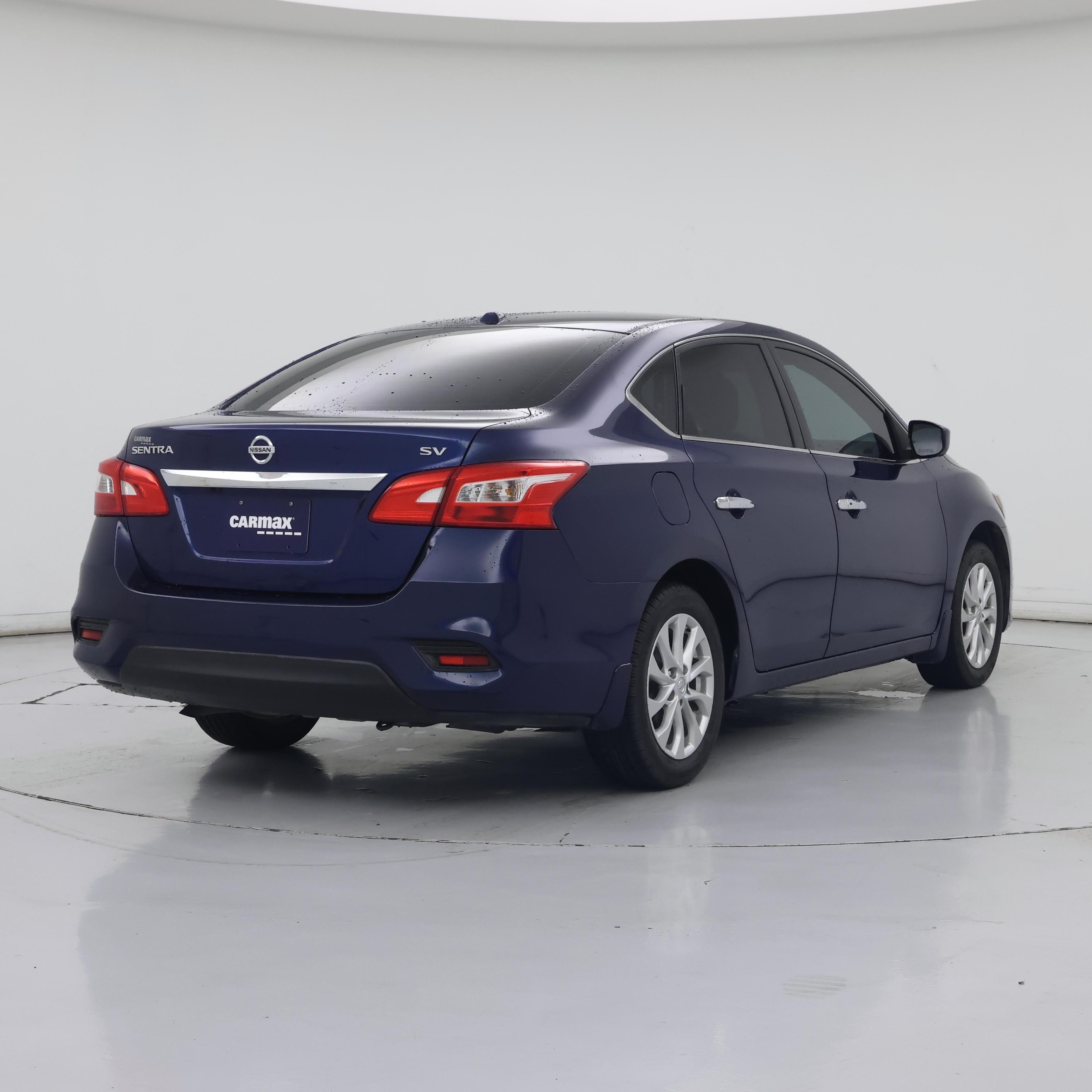 Thumbnail: 2018 Nissan Sentra - 8
