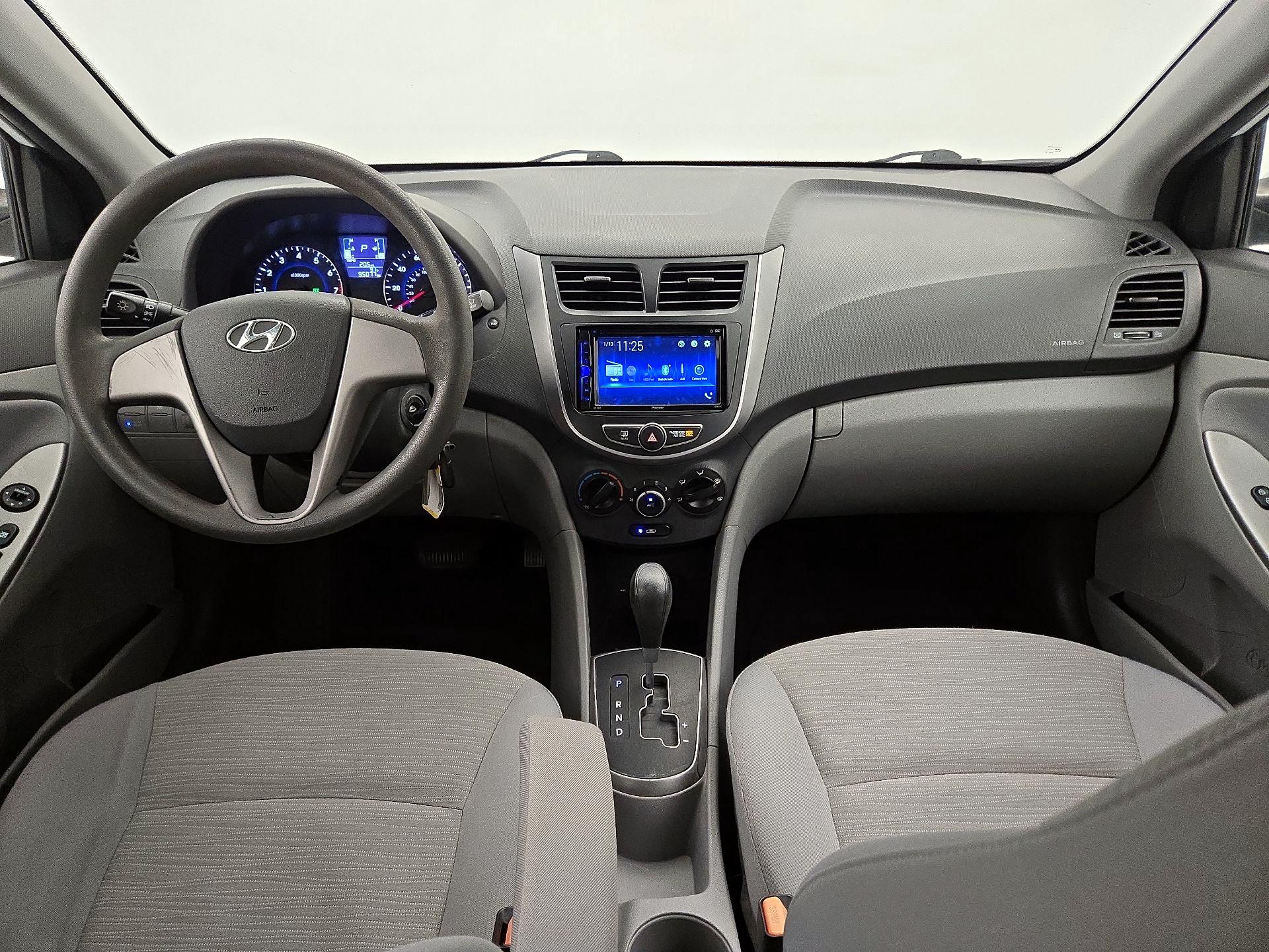 Thumbnail: 2017 Hyundai Accent - 9