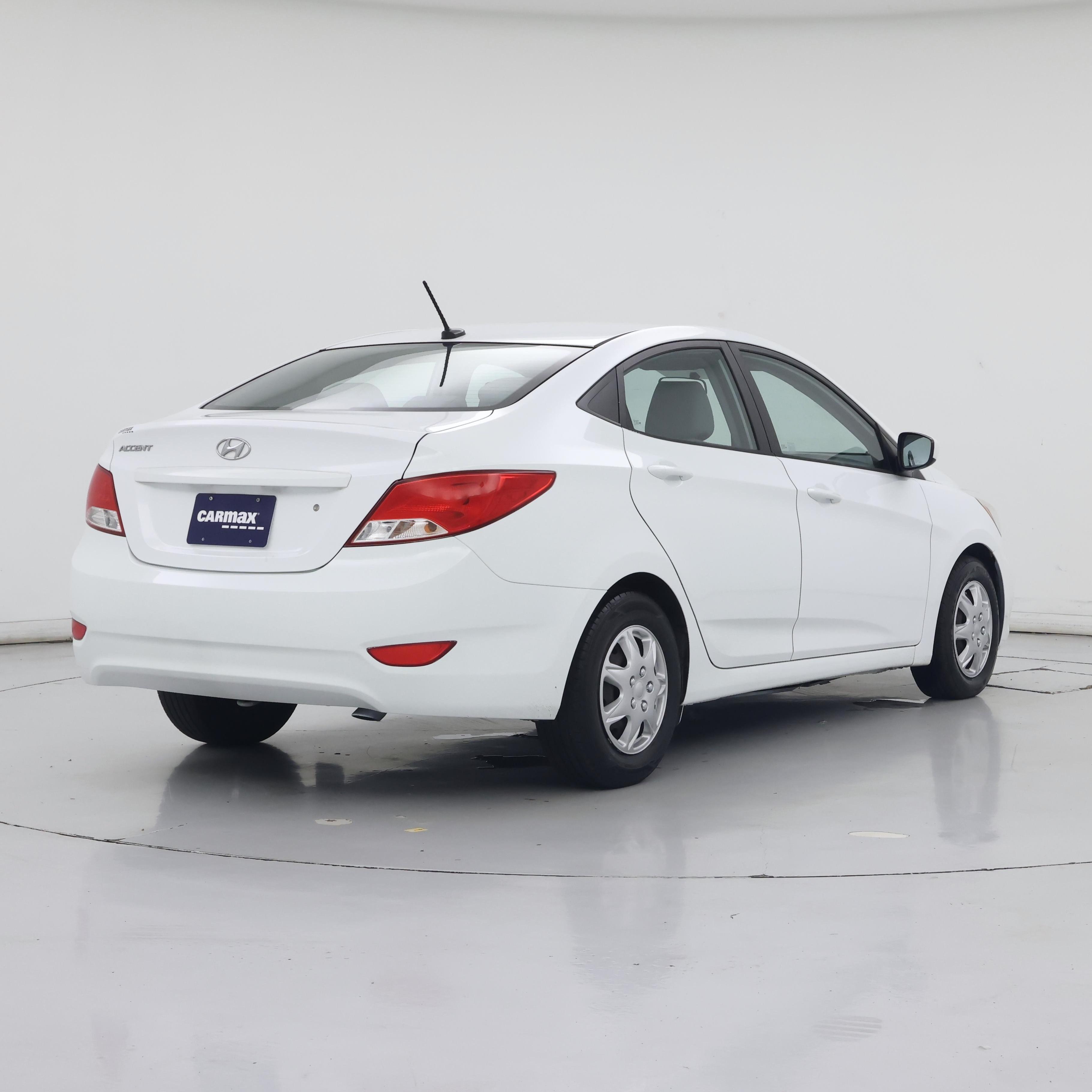 Thumbnail: 2017 Hyundai Accent - 8
