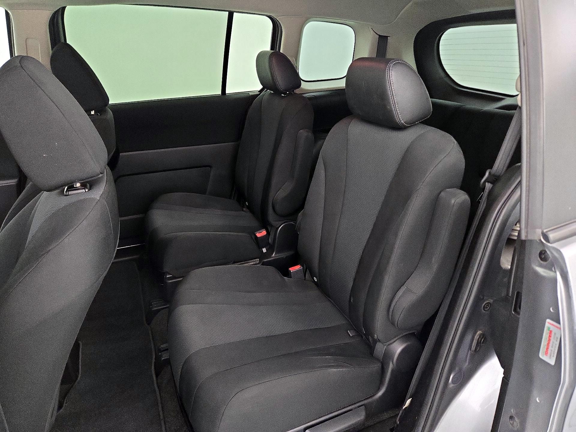 Thumbnail: 2015 Mazda Mazda5 - 18