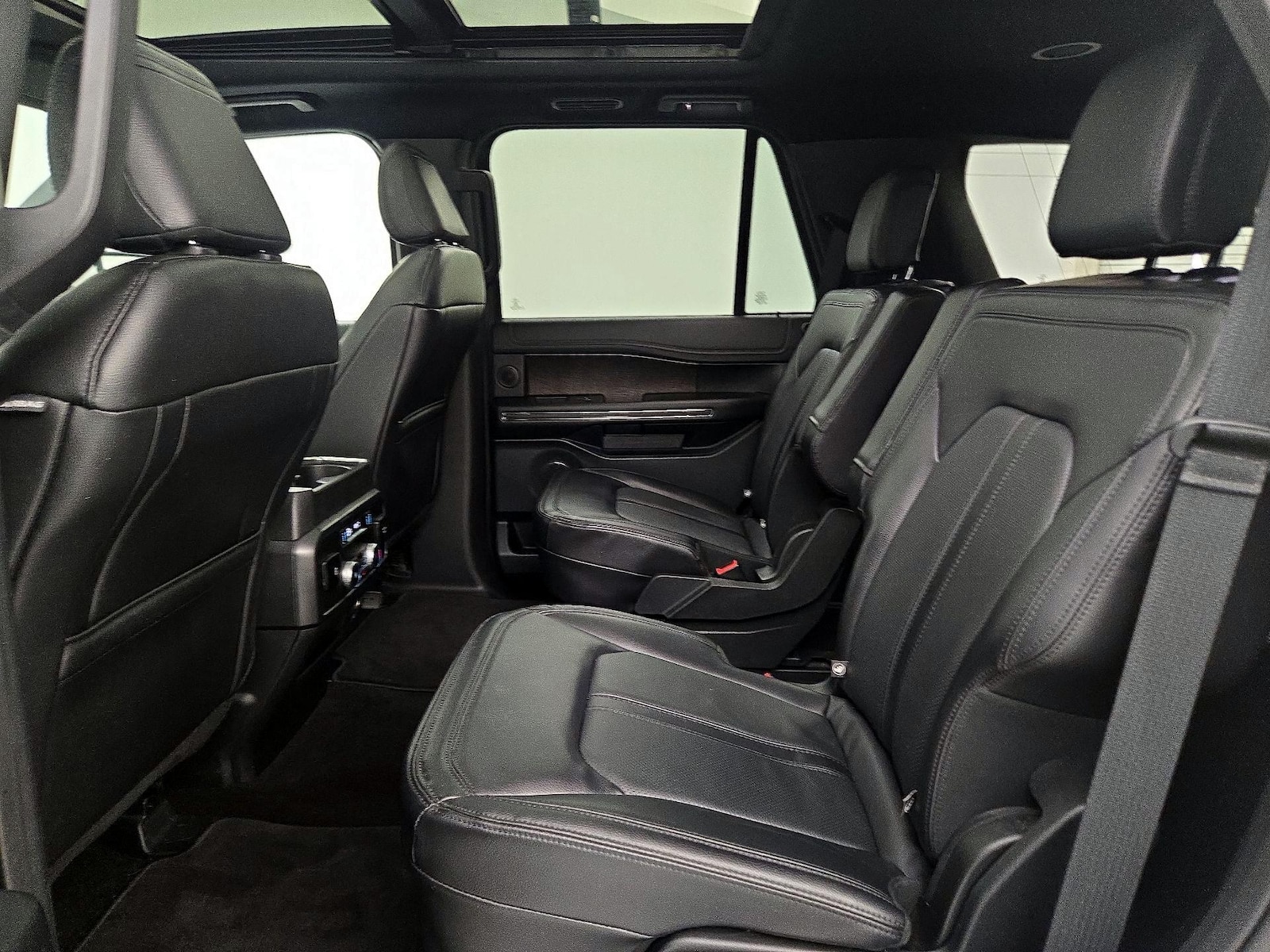 2021 Ford Expedition Limited - Photo 22
