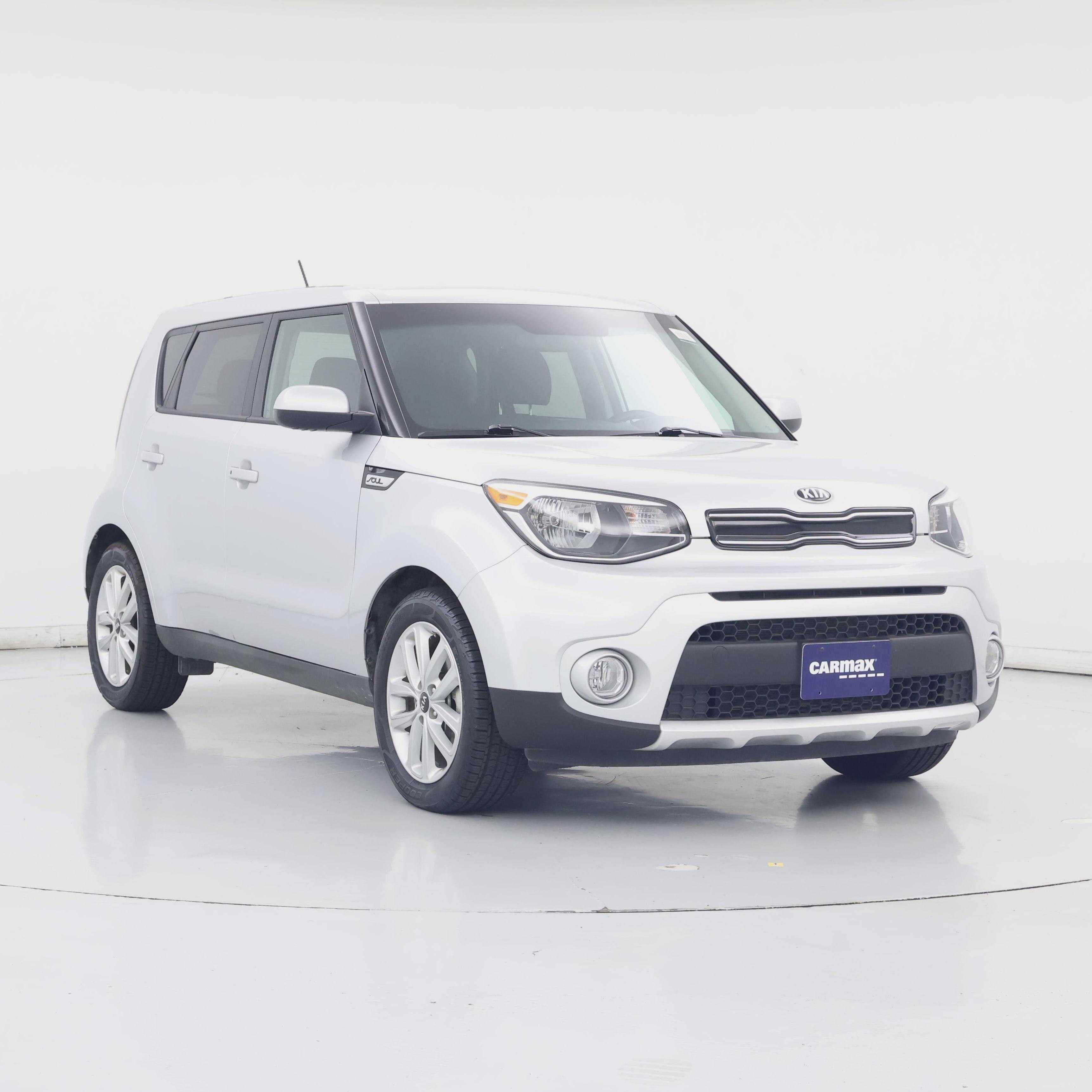 Silver 2018 Kia Soul Wagon Front-Wheel Drive Automatic