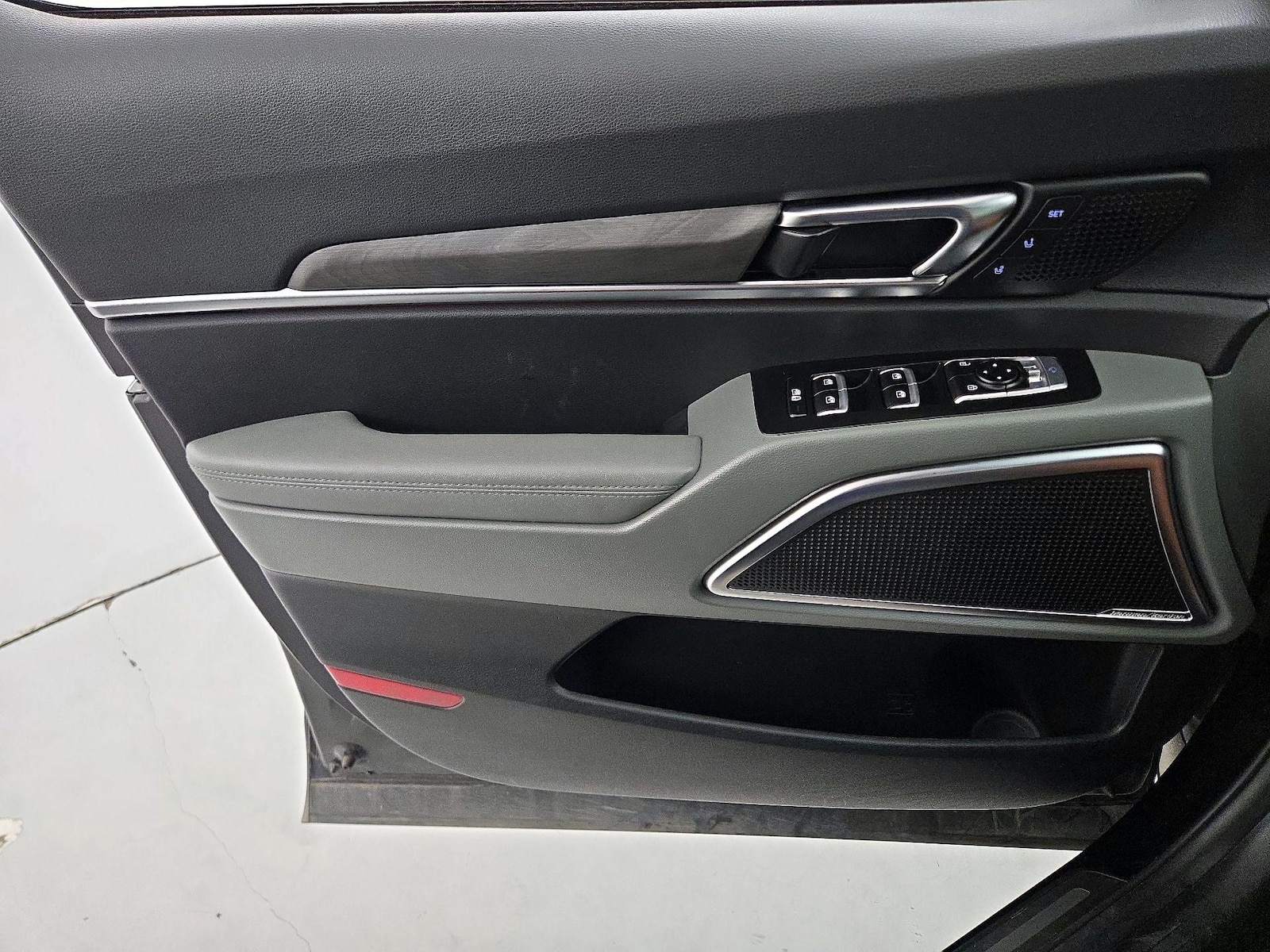 2024 Kia Telluride SX X-Pro - Photo 13