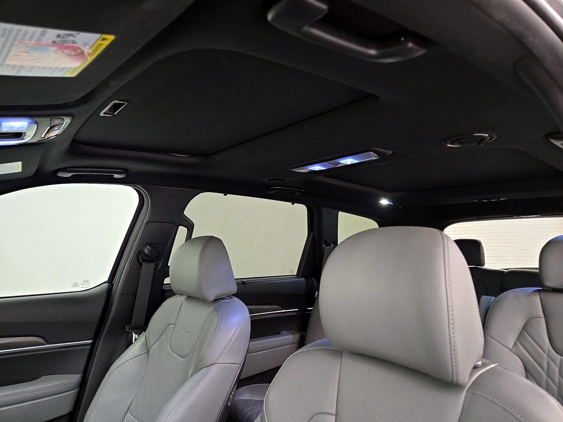 Thumbnail: 2024 Kia Telluride - 20