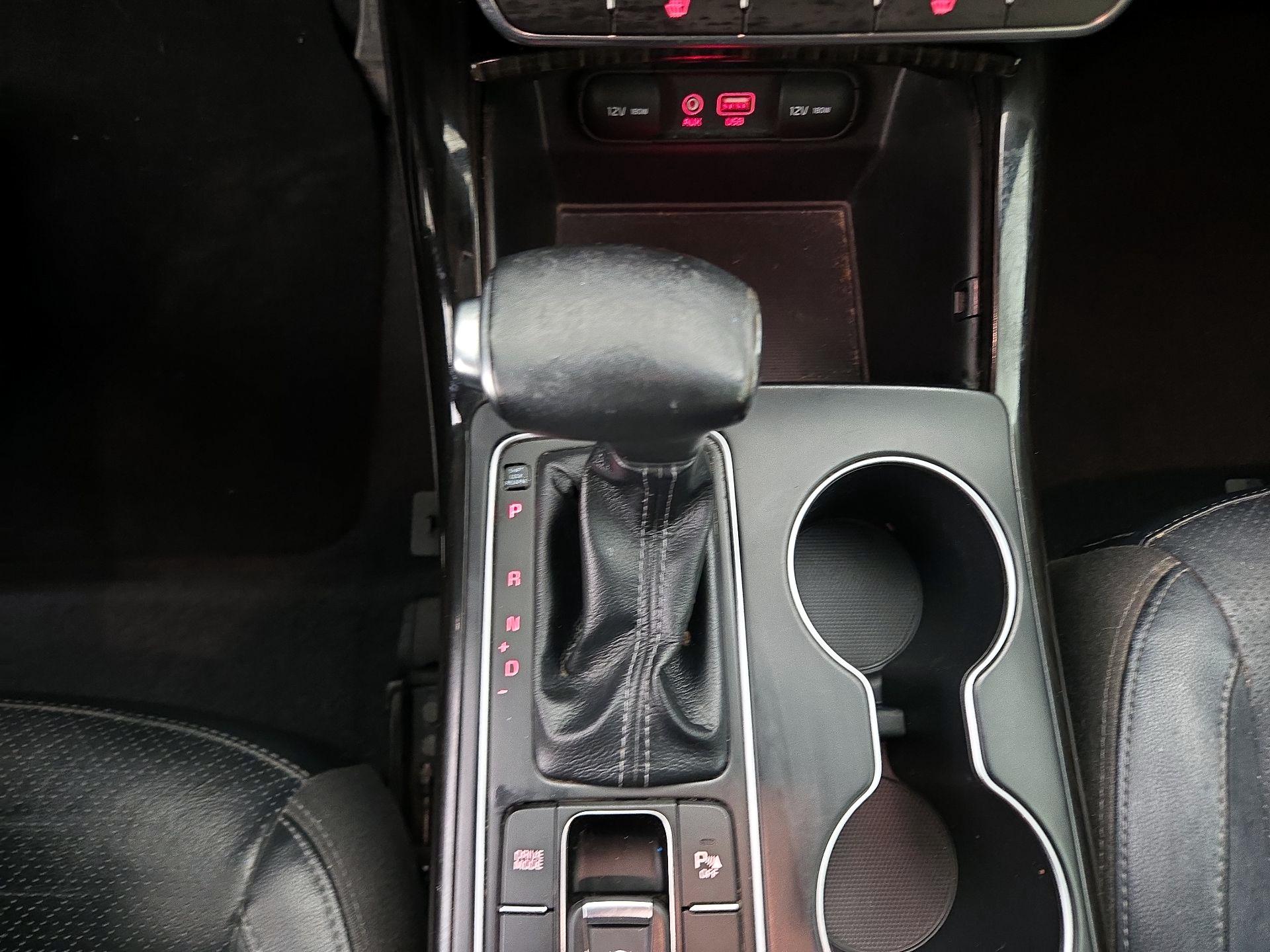Thumbnail: 2019 Kia Sorento - 17