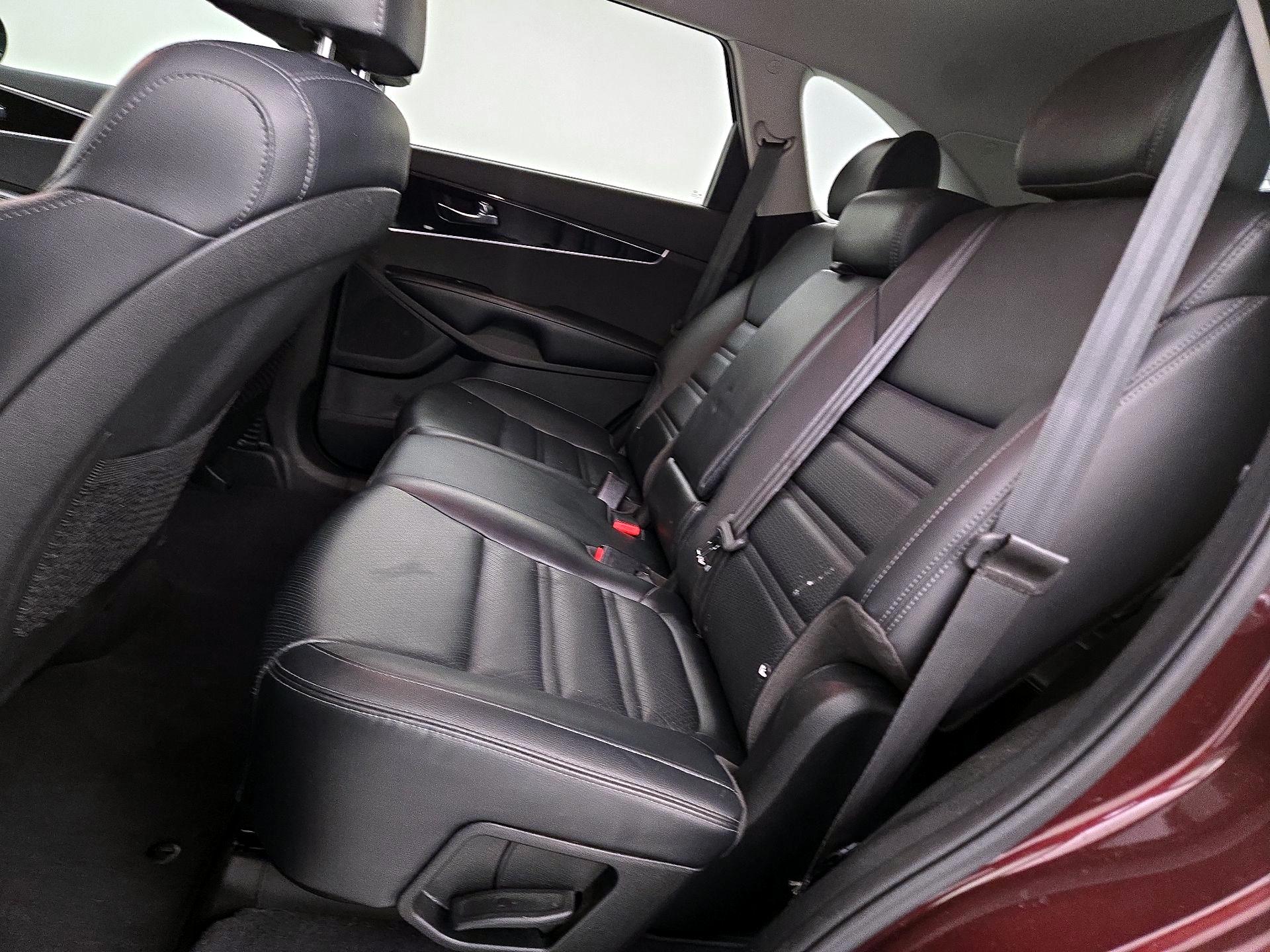 Thumbnail: 2019 Kia Sorento - 19
