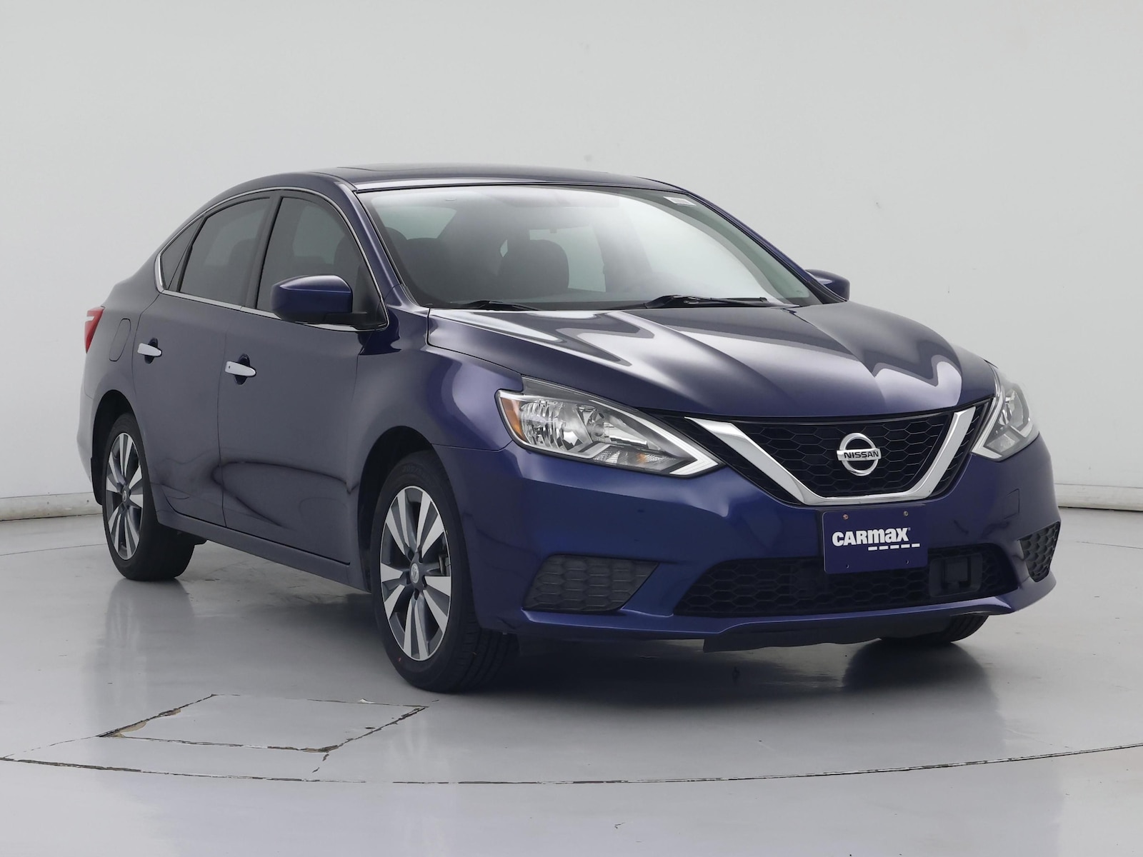 2019 Nissan Sentra SV - Photo 2