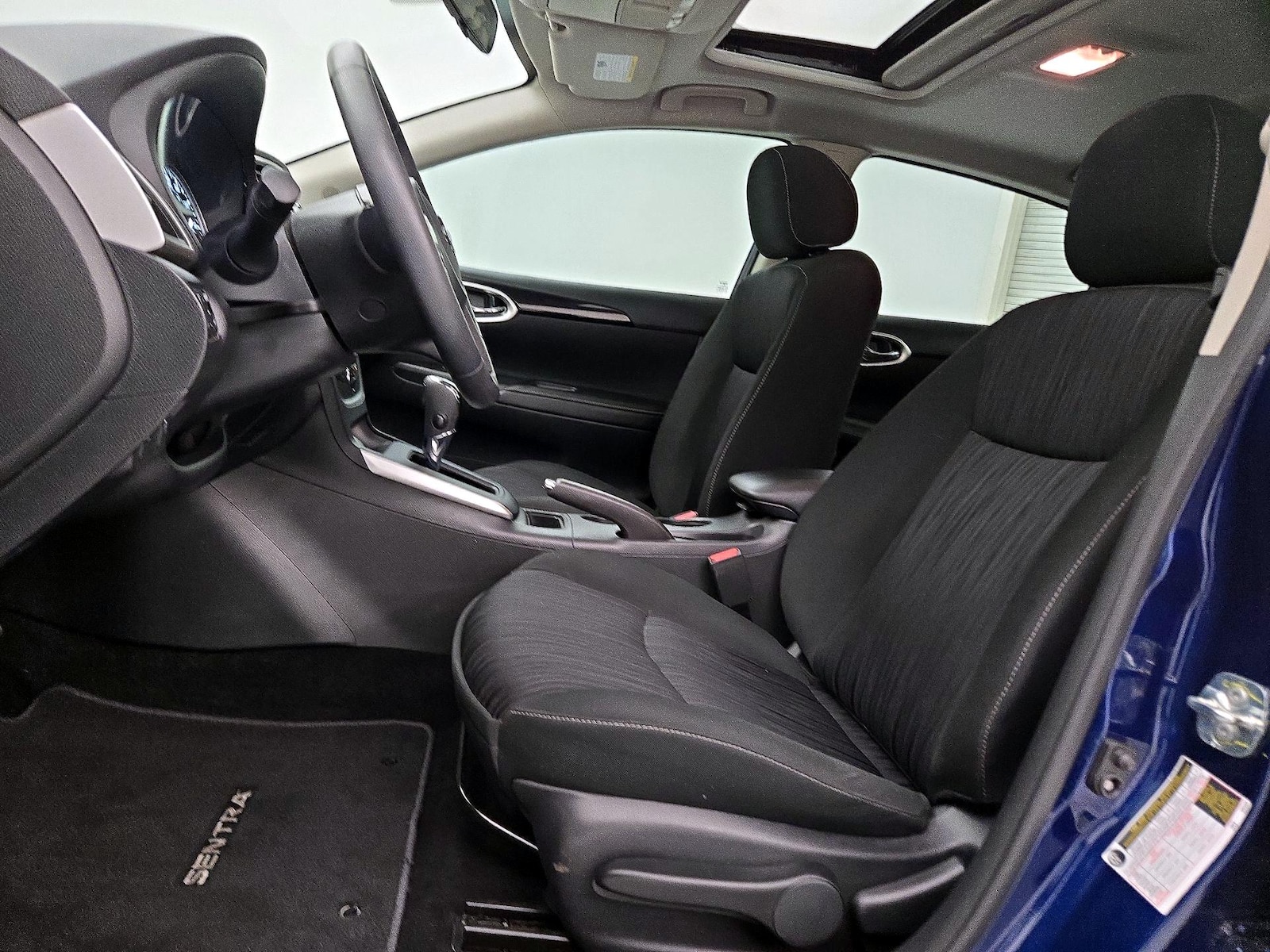 2019 Nissan Sentra SV - Photo 12