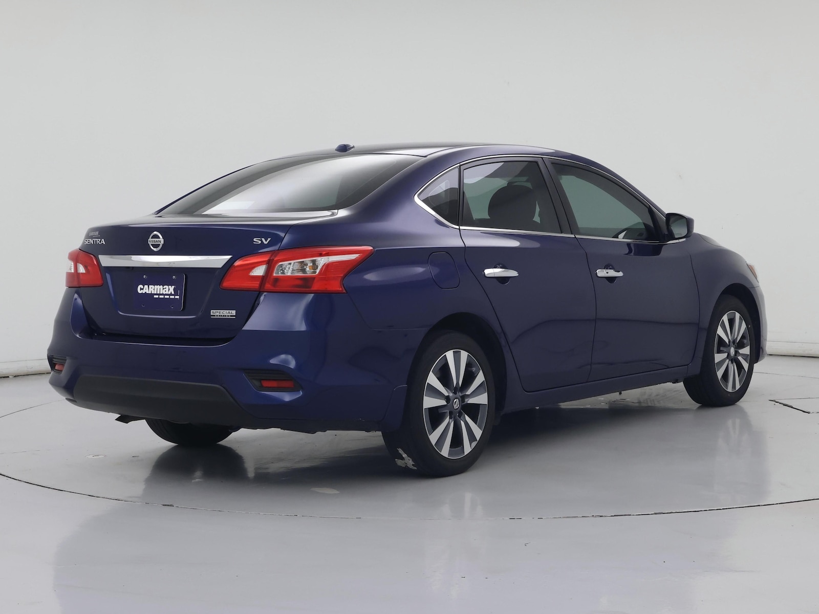 2019 Nissan Sentra SV - Photo 9