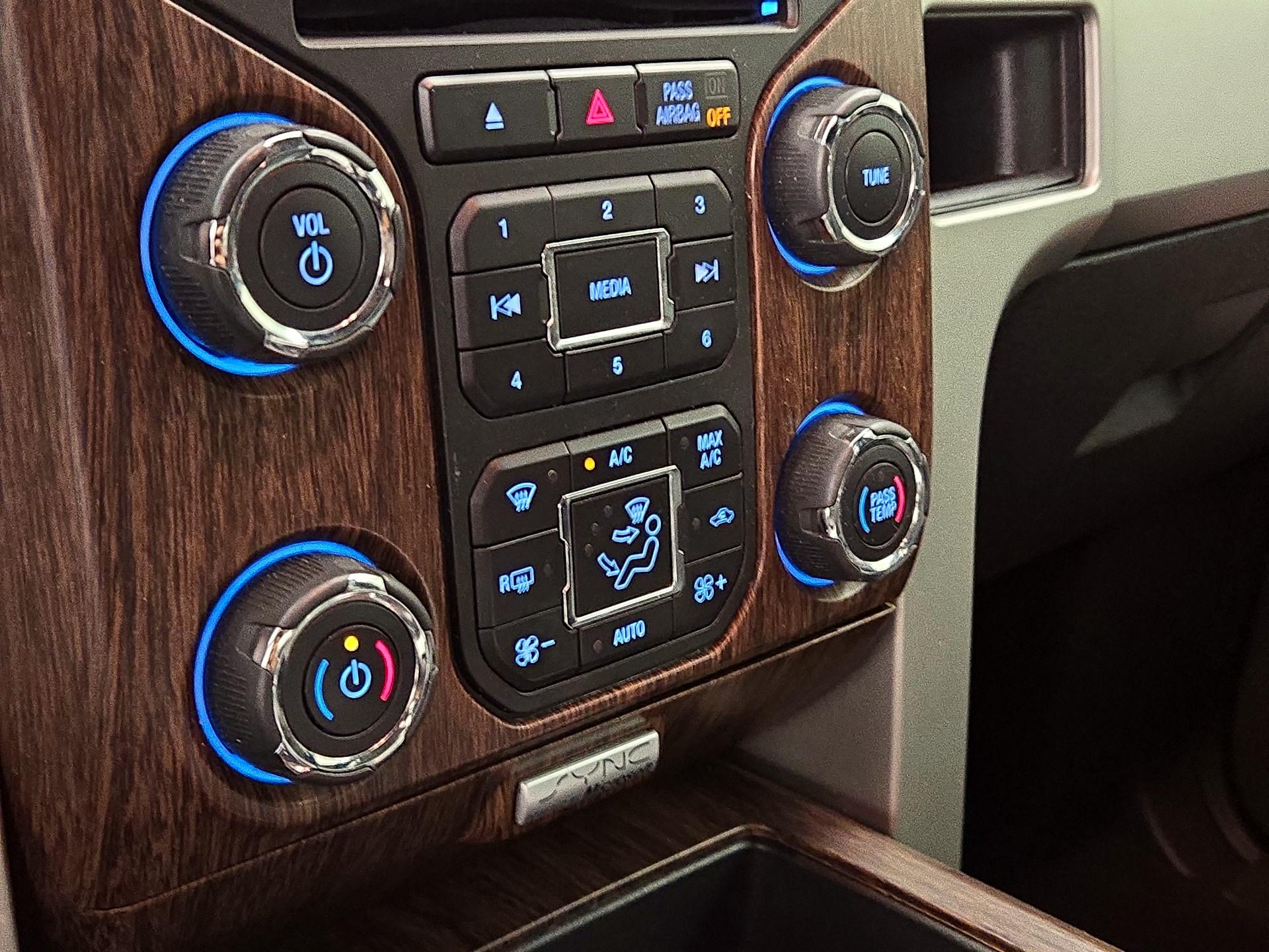 Thumbnail: 2014 Ford F-150 - 17