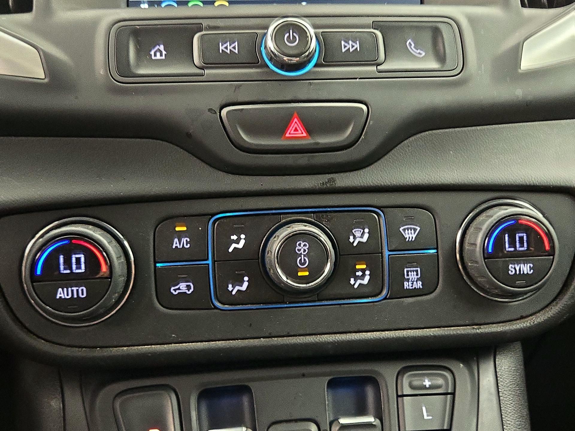 Thumbnail: 2019 GMC Terrain - 16