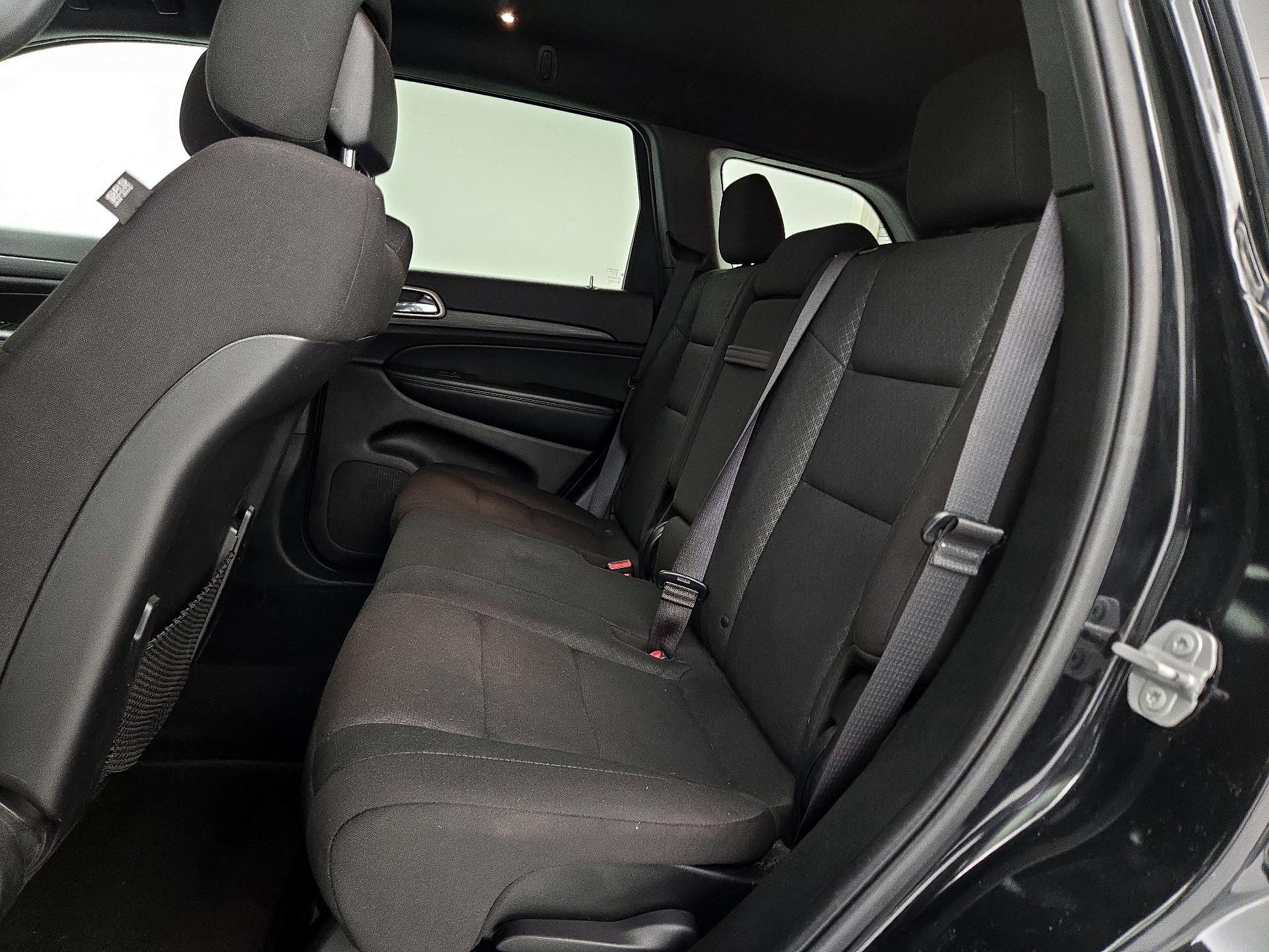 Thumbnail: 2020 Jeep Grand Cherokee - 19