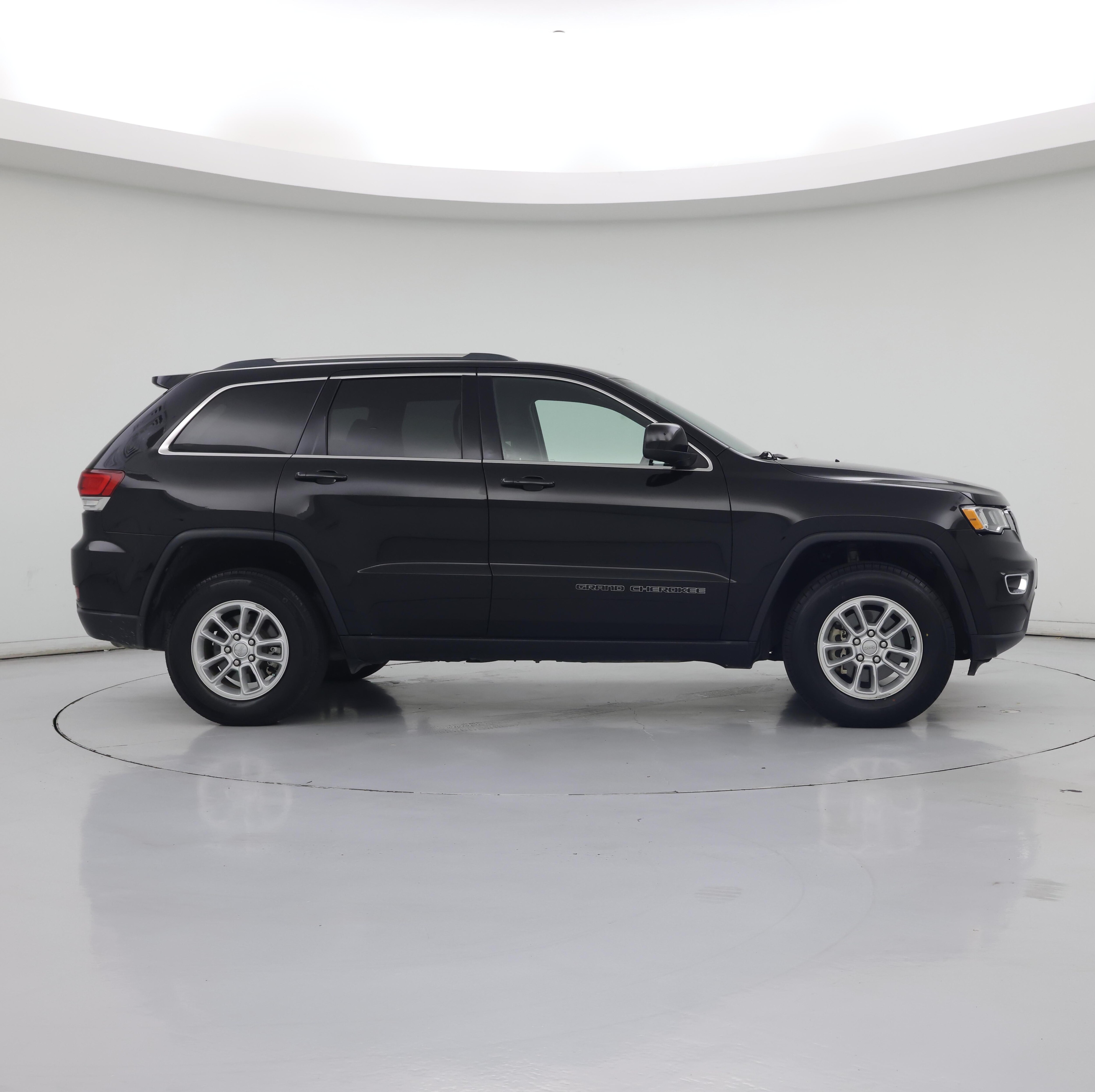 Thumbnail: 2020 Jeep Grand Cherokee - 7