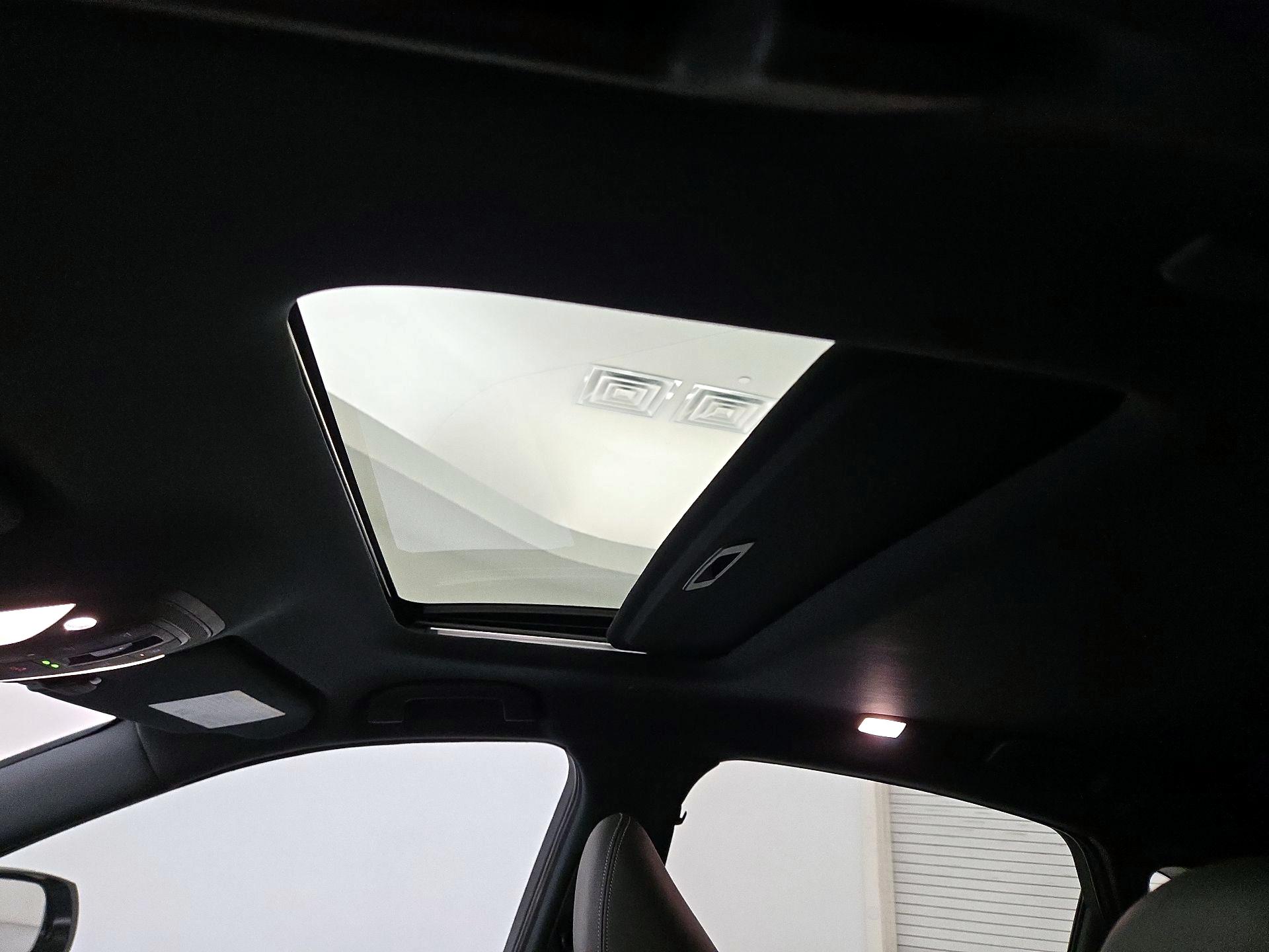 Thumbnail: 2022 INFINITI QX55 - 20