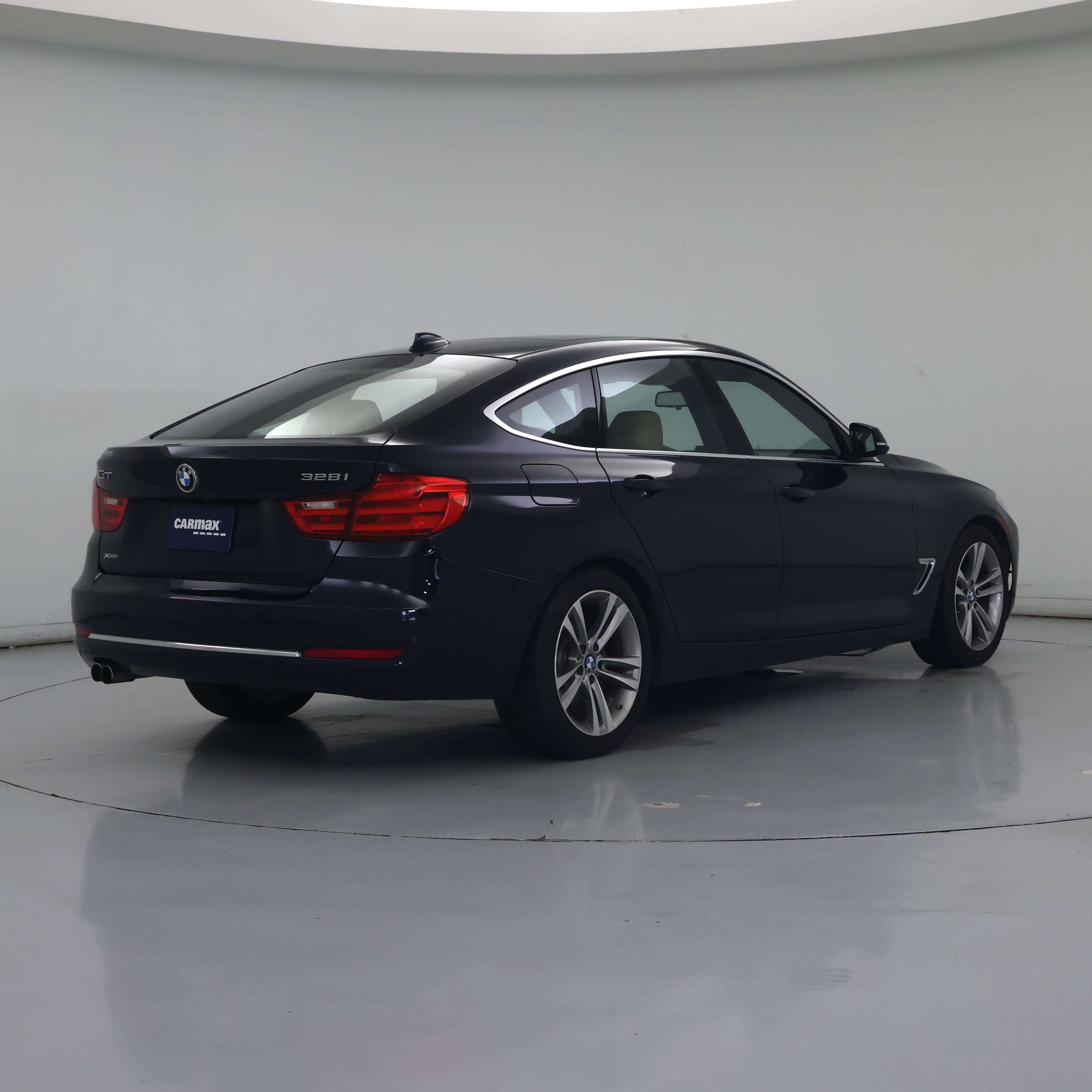 Thumbnail: 2016 BMW 3 Series - 8
