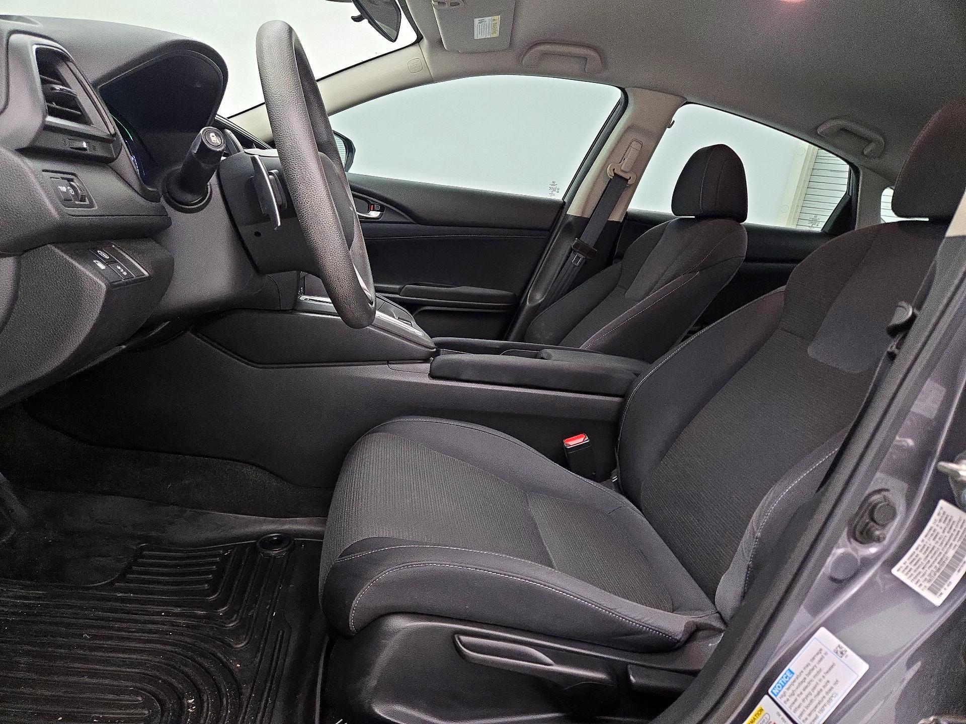 Thumbnail: 2019 Honda Insight - 11