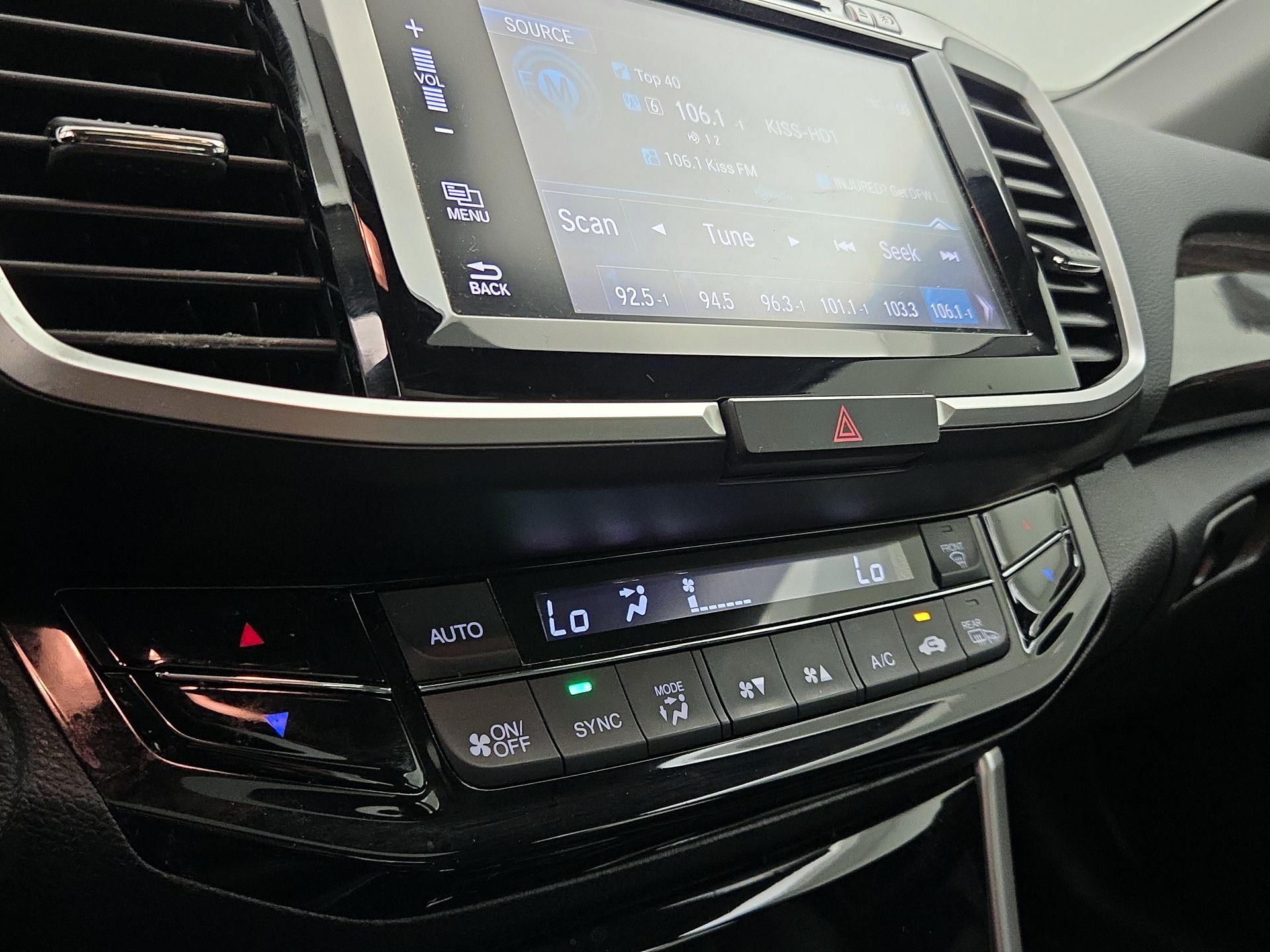 Thumbnail: 2016 Honda Accord - 16