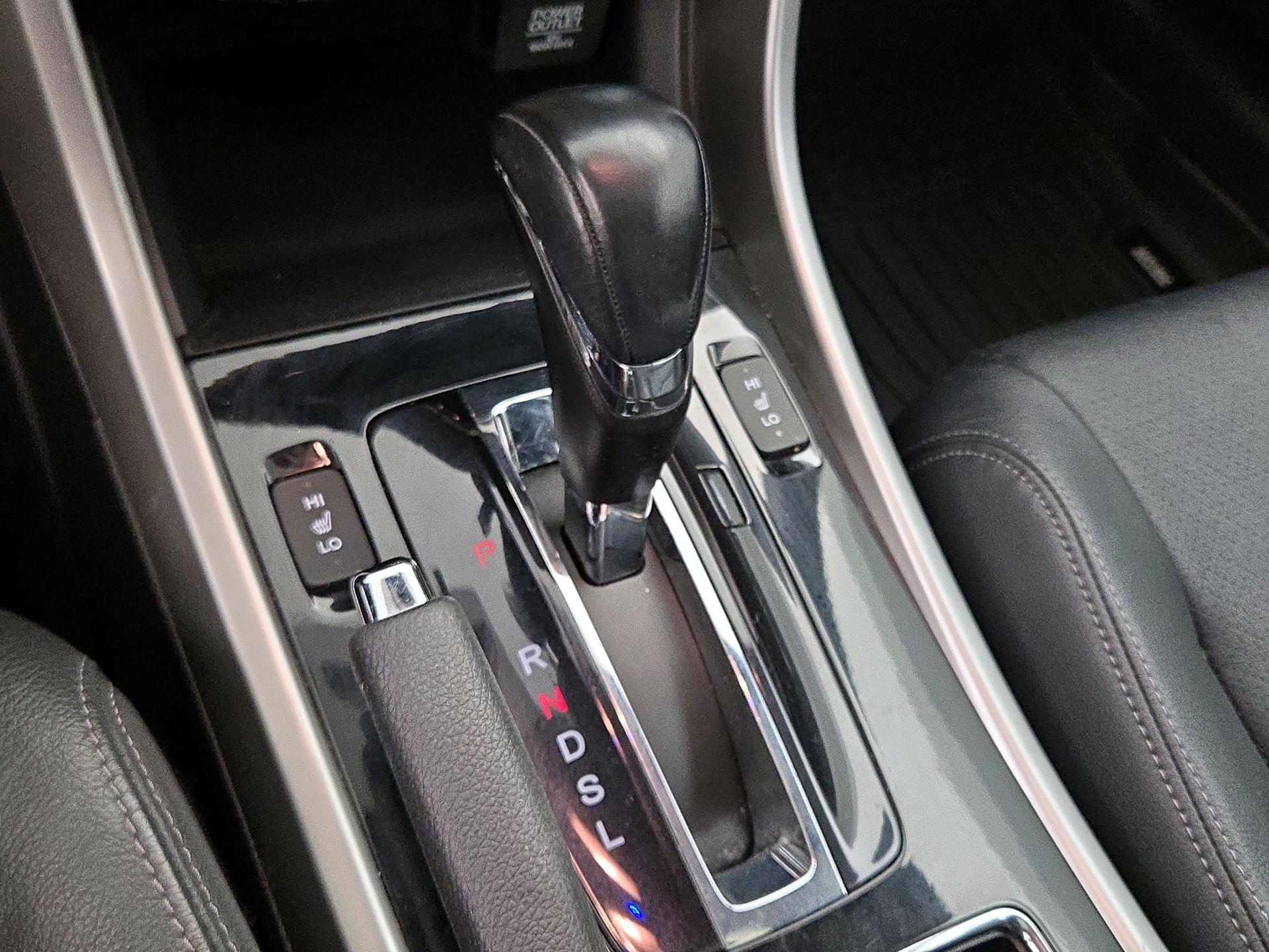 Thumbnail: 2016 Honda Accord - 17